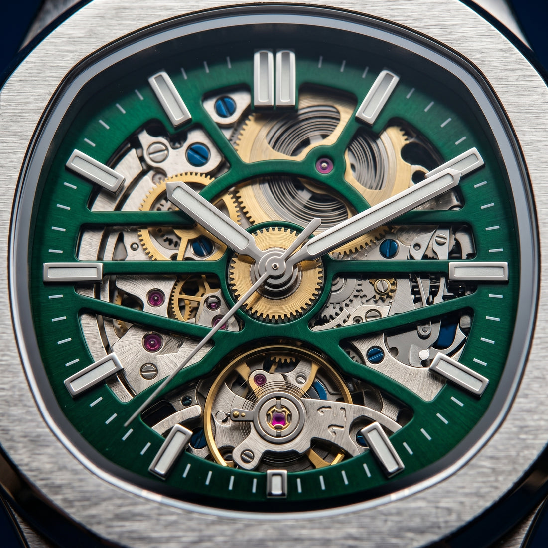 The Nautilus Skeleton Emerald Edition