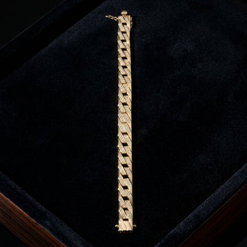 The Sovereign Pavé Link Bracelet