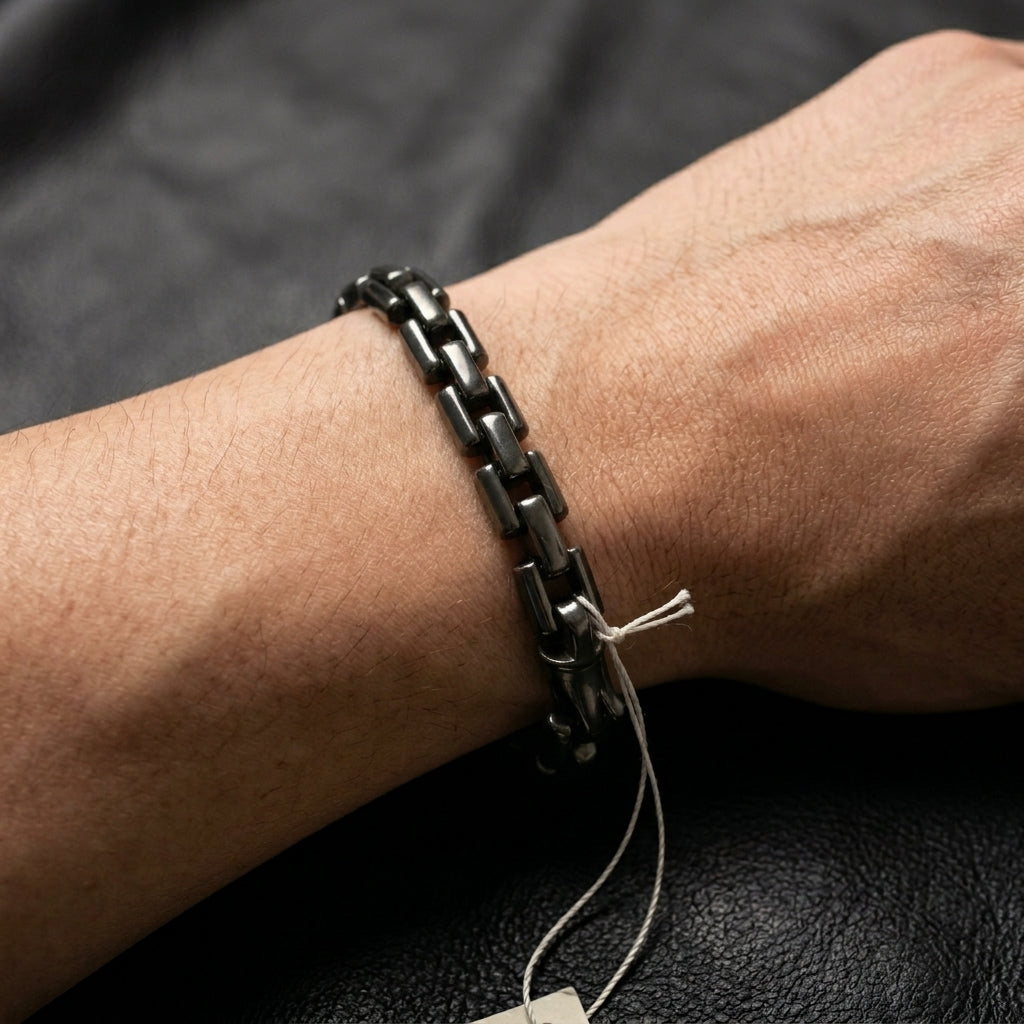 The Forge Box Chain Link Bracelet in Brushed Gunmetal