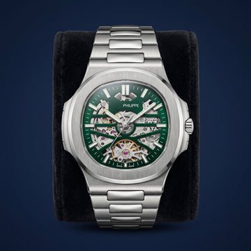 The Nautilus Skeleton Emerald Edition
