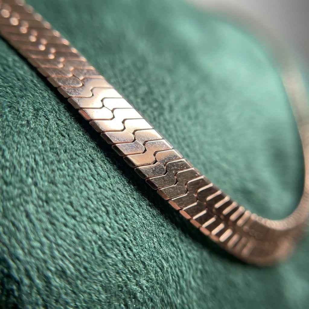 The Aurelia Flat Herringbone Chain