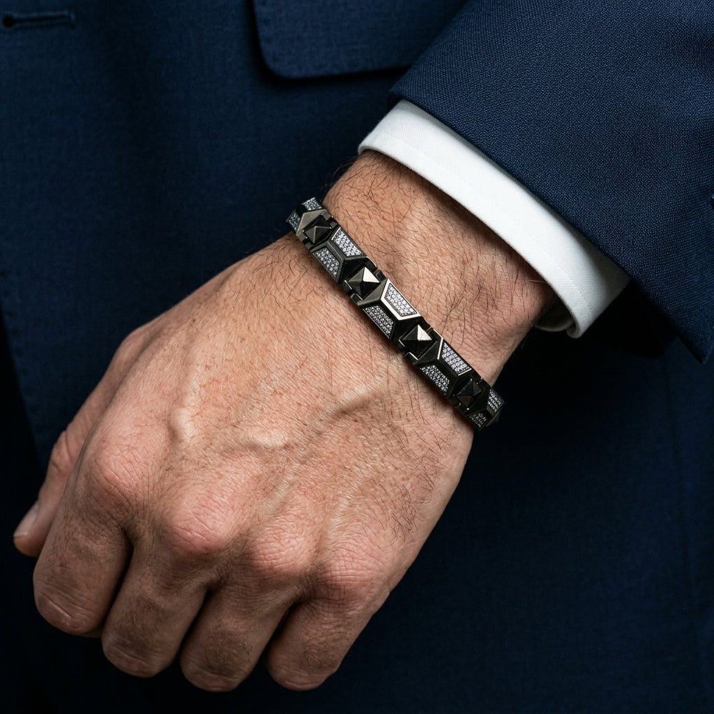 The Apex Geometric Link Bracelet