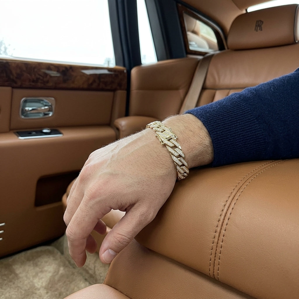 The Sovereign Pavé Link Bracelet