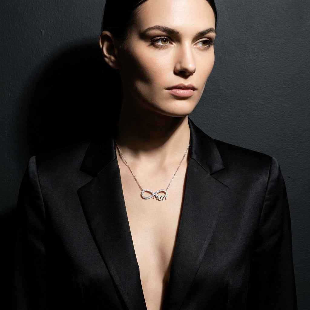 Éternelle Infinity Pendant Necklace