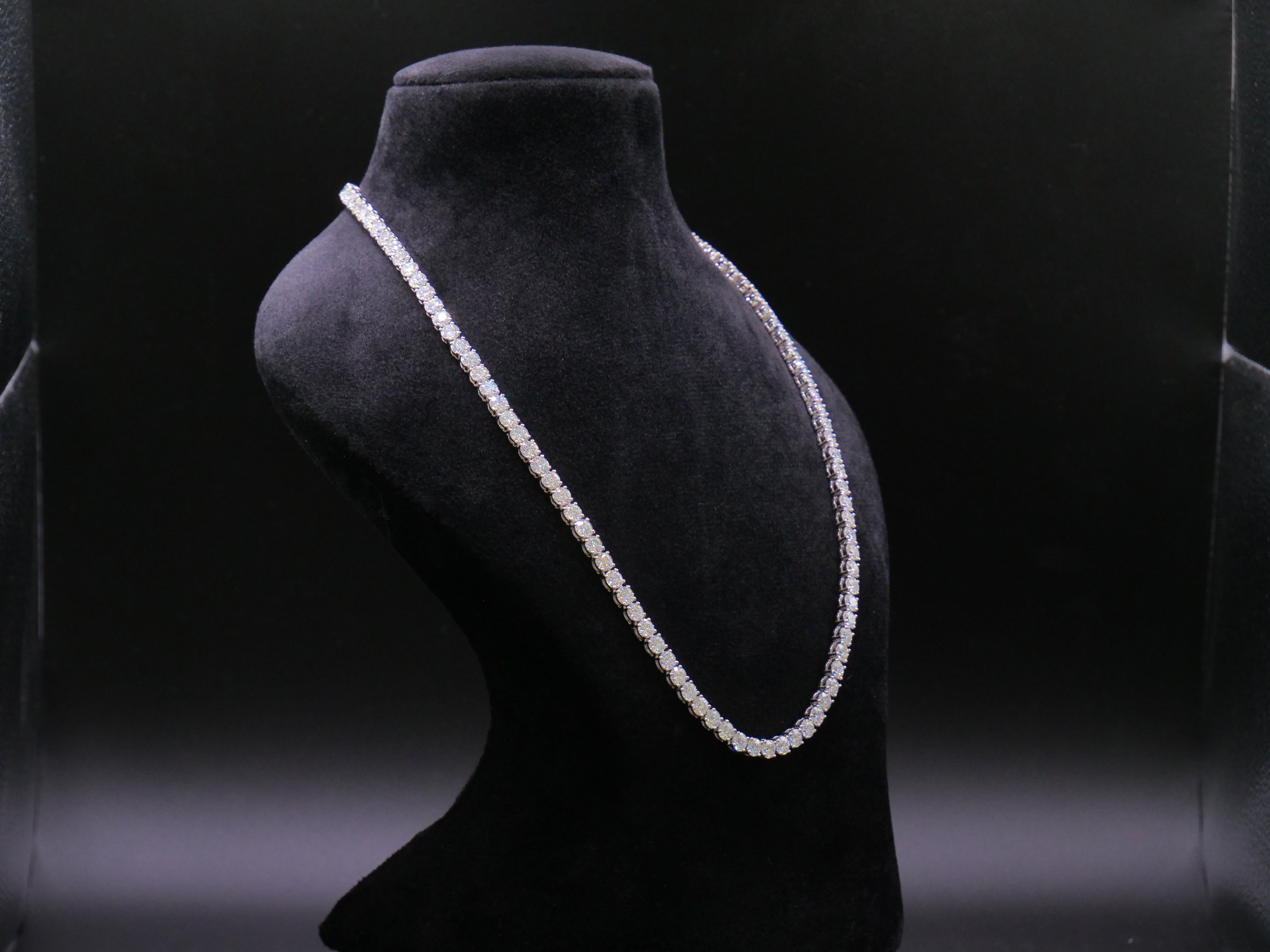 Classic Round-Cut Four-Prong Tennis Necklace In Silver