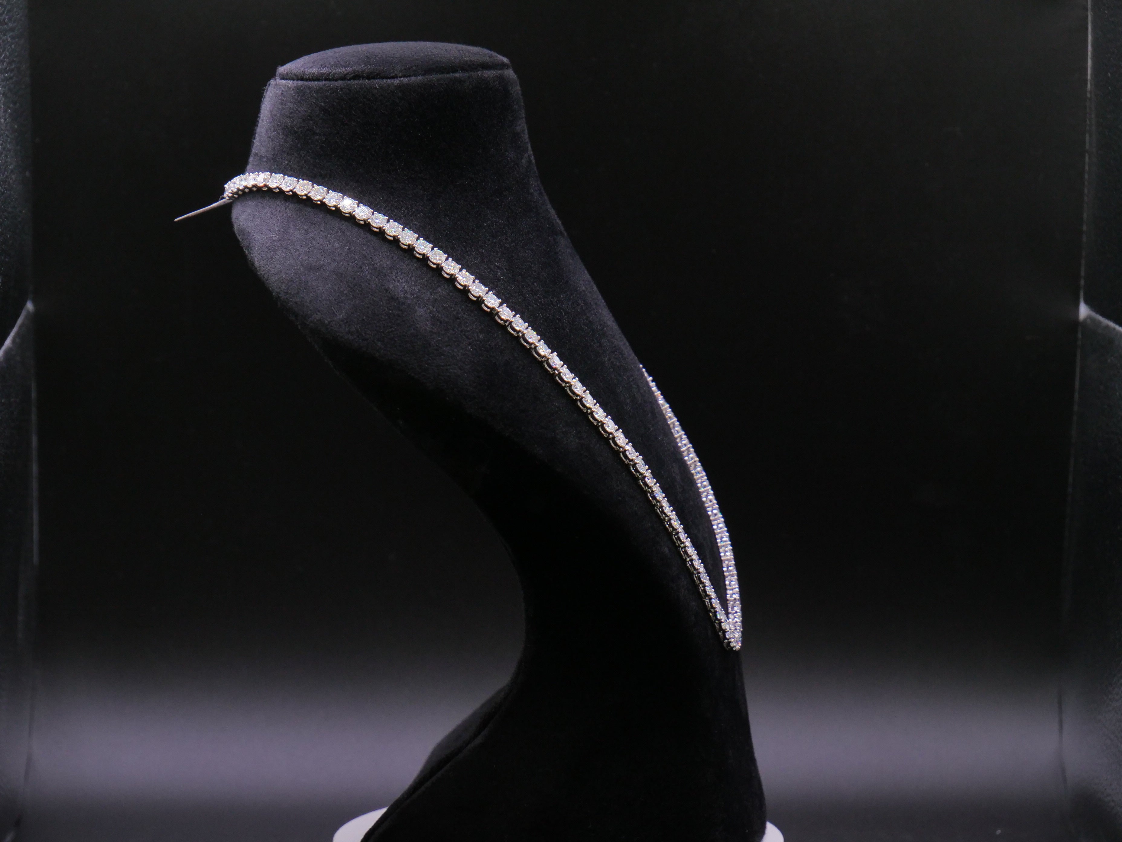 Classic Round-Cut Four-Prong Tennis Necklace In Silver