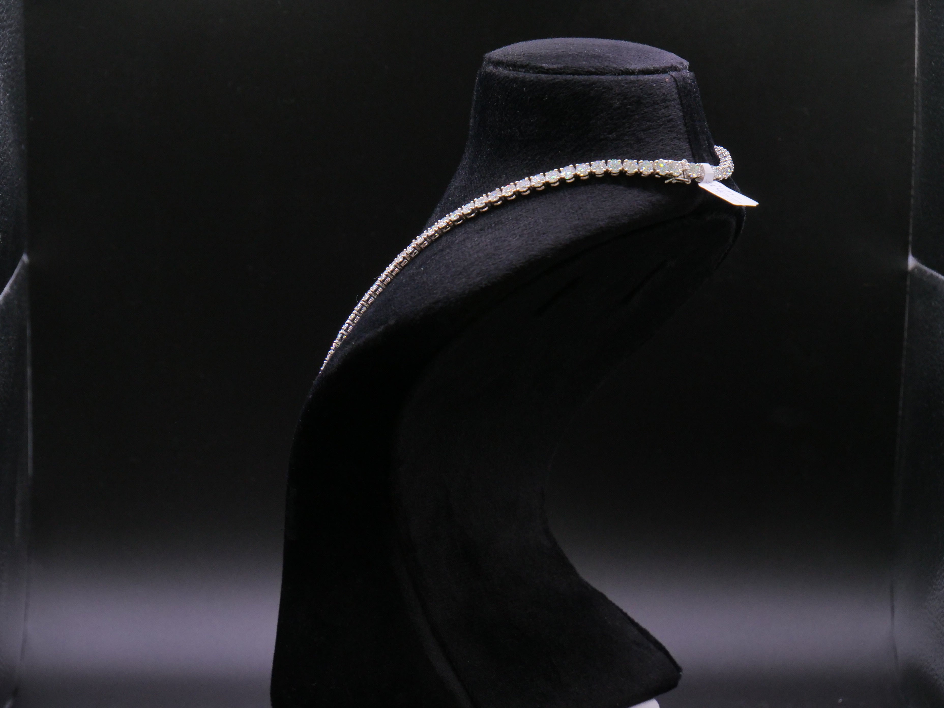 Classic Round-Cut Four-Prong Tennis Necklace In Silver