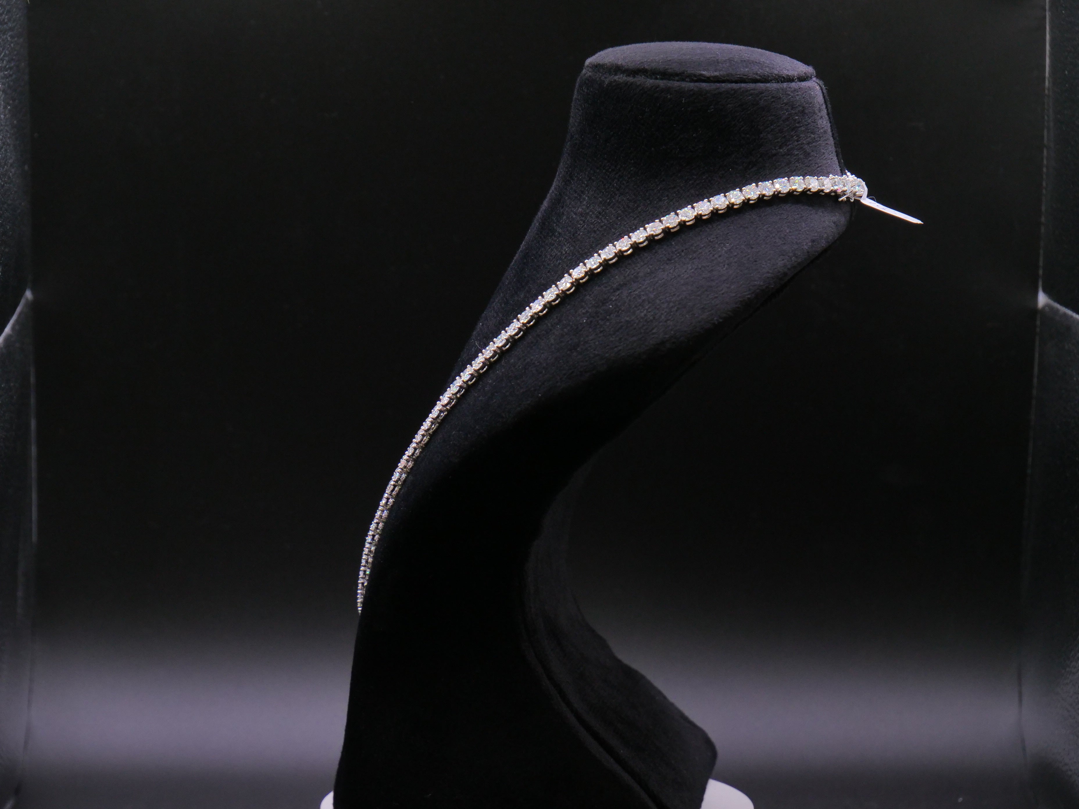 Classic Round-Cut Four-Prong Tennis Necklace In Silver