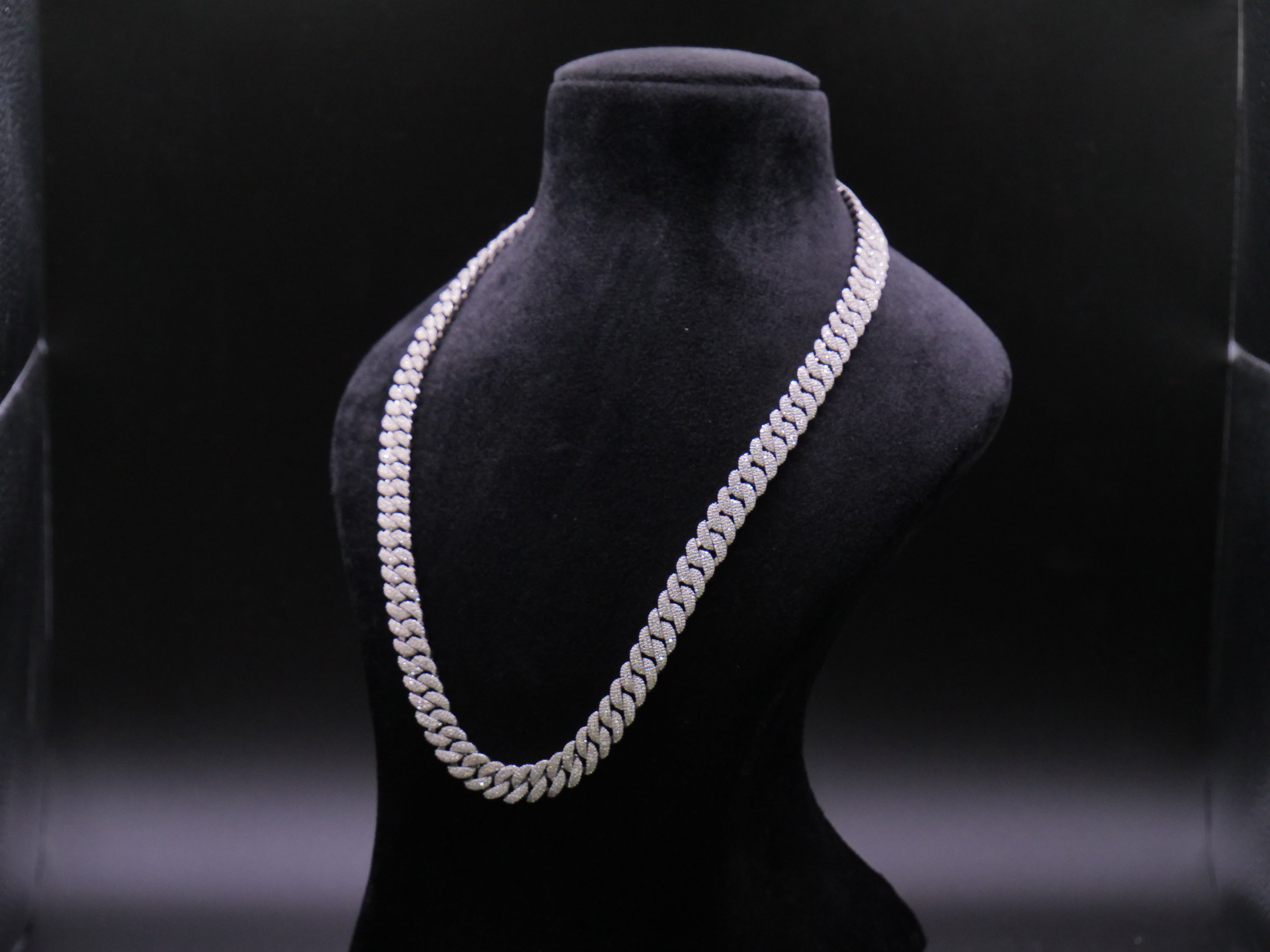 Heavyweight Iced Out Cuban Link Chain In White Gold With Full Pavé CZ Setting