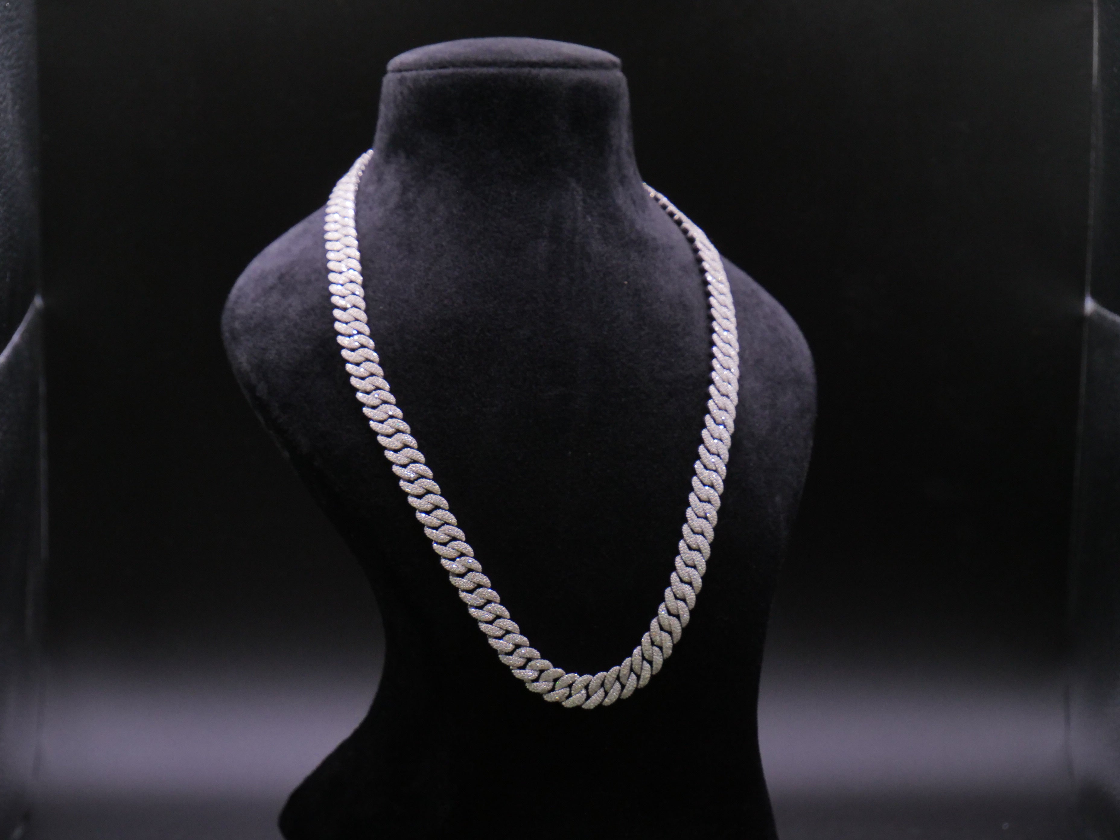 Heavyweight Iced Out Cuban Link Chain In White Gold With Full Pavé CZ Setting