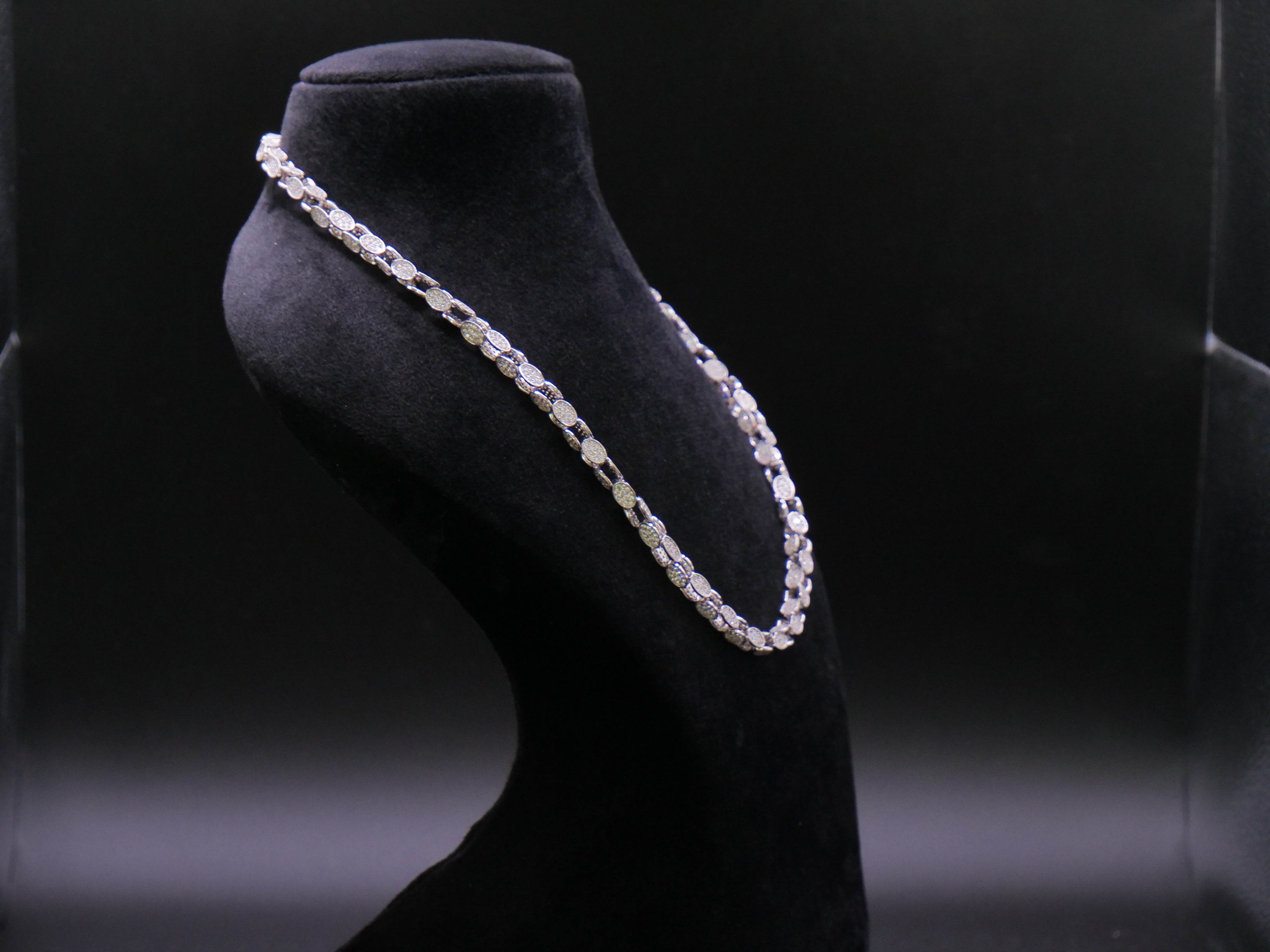 Oval Pavé Link Chain Necklace In White Gold With Full CZ Stone Setting