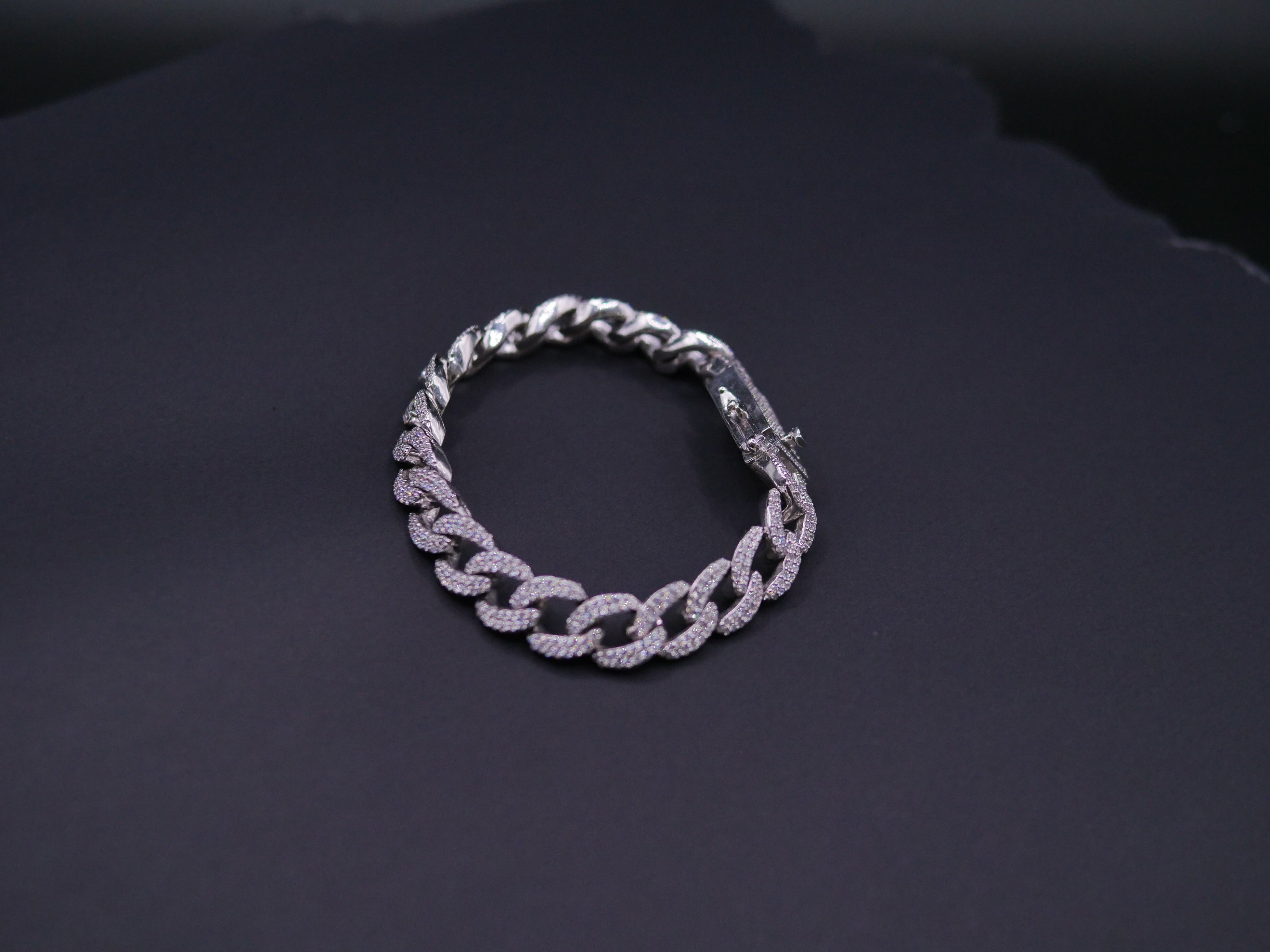 Oval Pavé Link Chain Necklace In White Gold With Full CZ Stone Setting