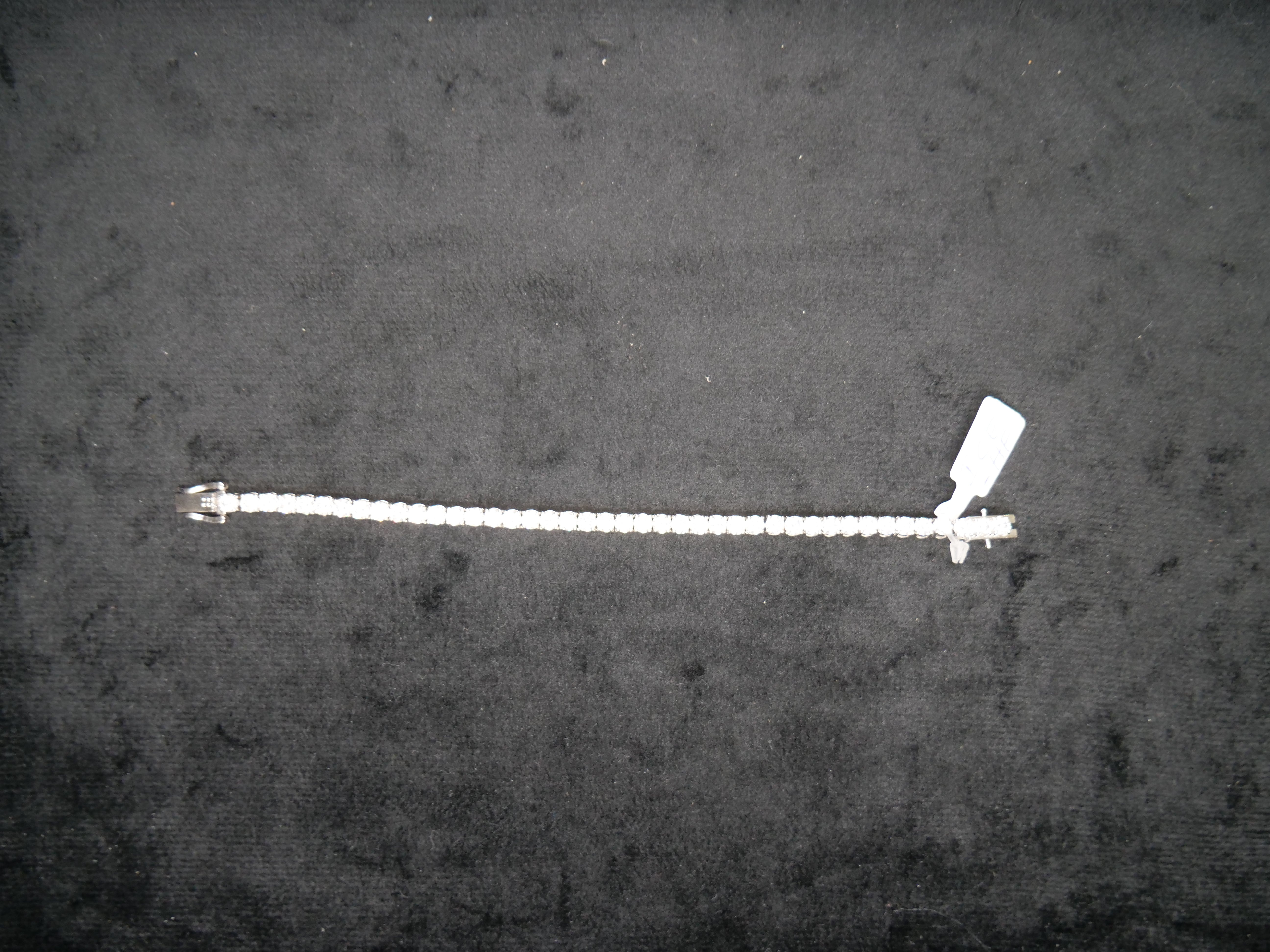 Classic Round-Cut Diamond Tennis Bracelet In White Gold