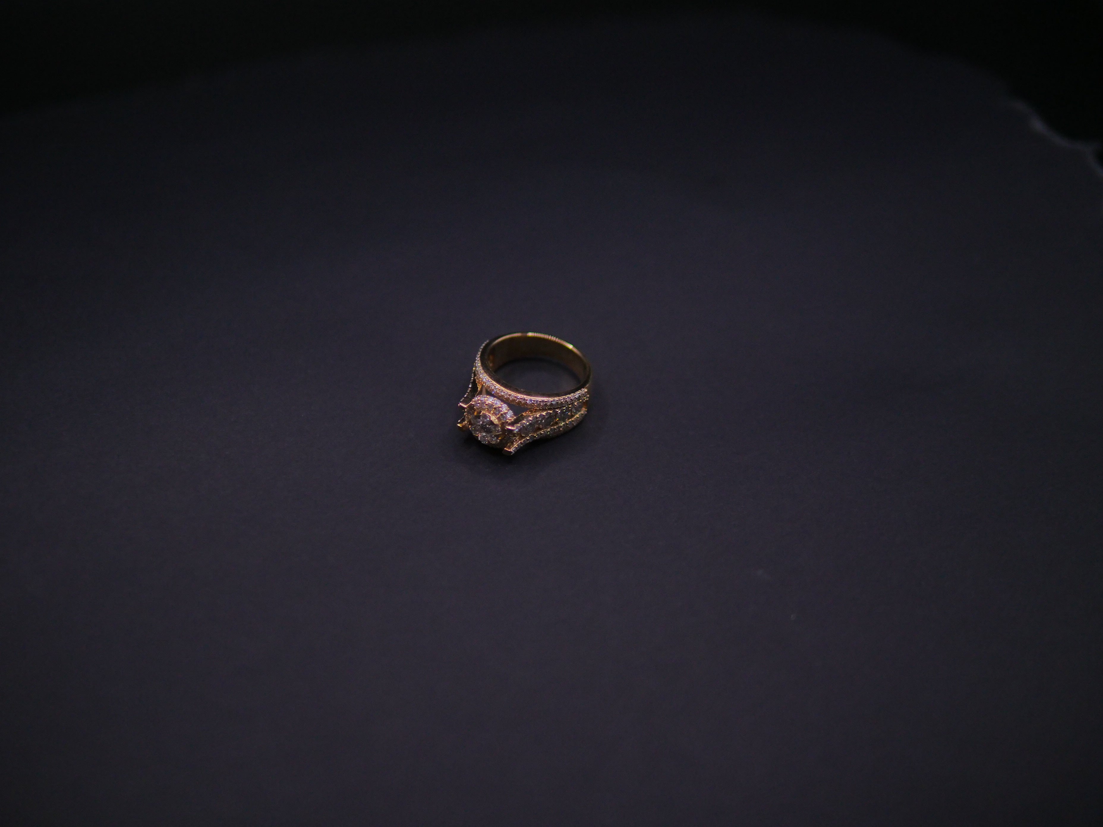Round Solitaire Halo Pavé Split-Shank Engagement Ring In Rose Gold