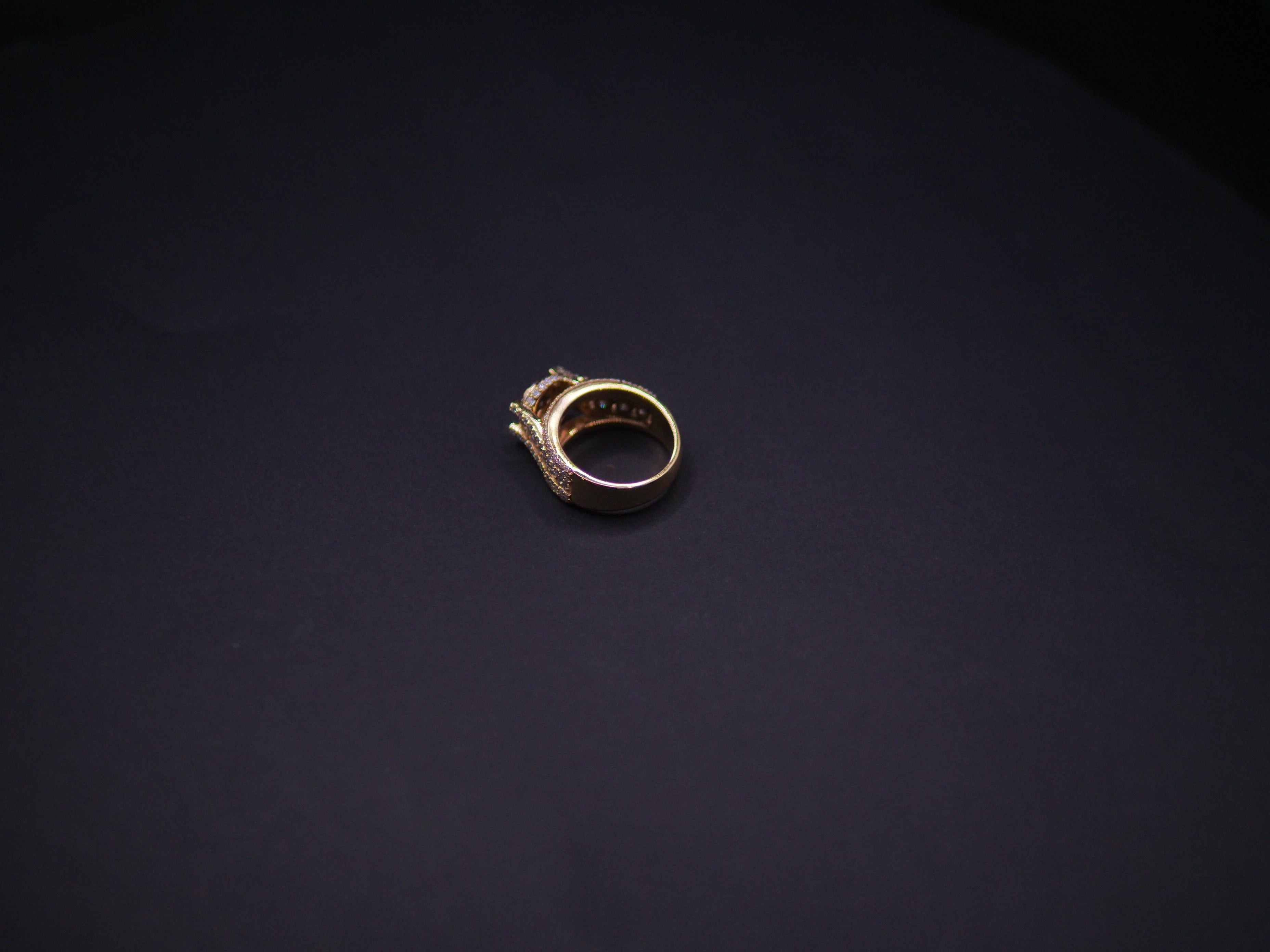 Round Solitaire Halo Pavé Split-Shank Engagement Ring In Rose Gold