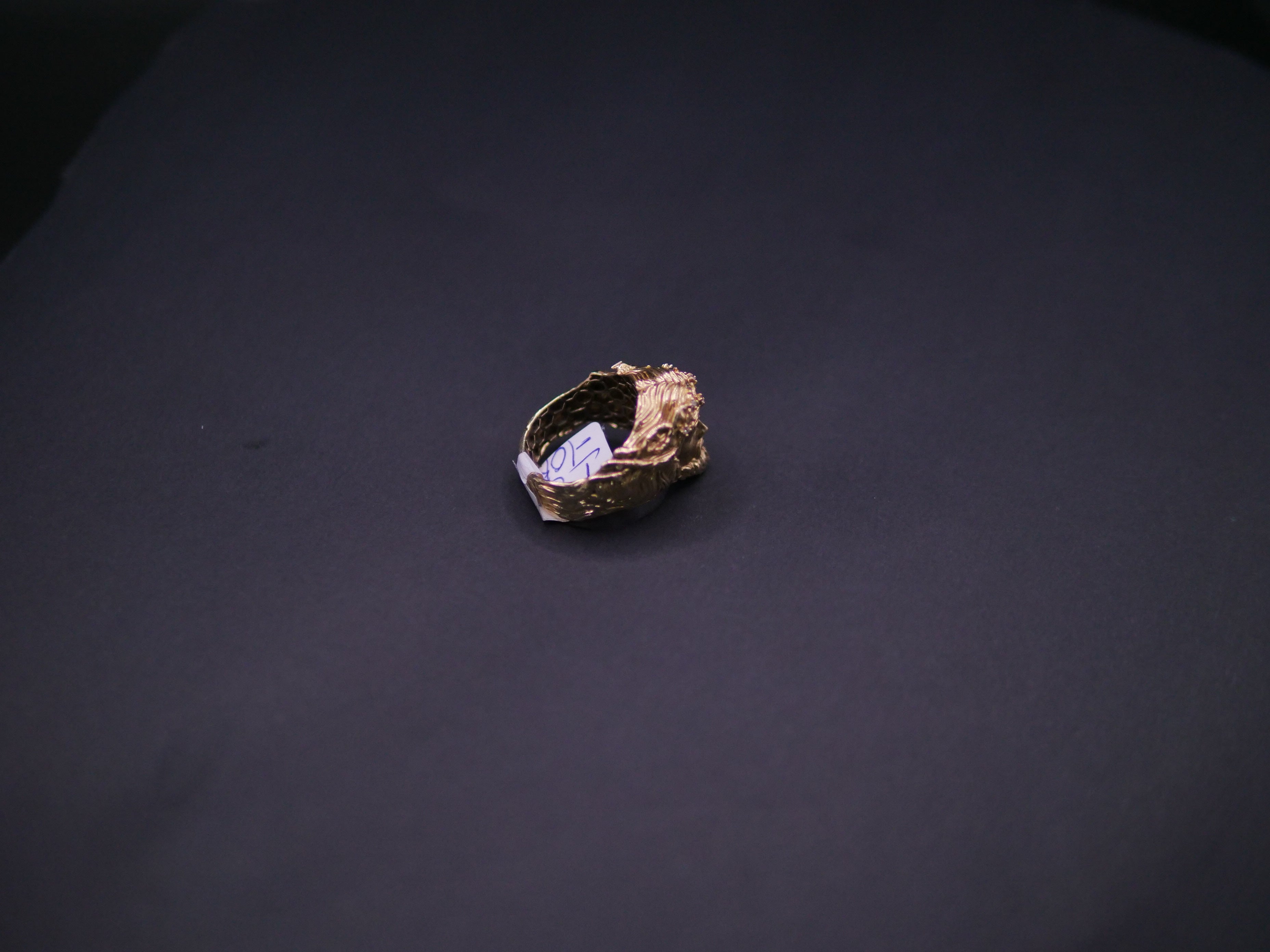 3D Sculpted Roaring Lion Head Statement Ring In 18K Gold