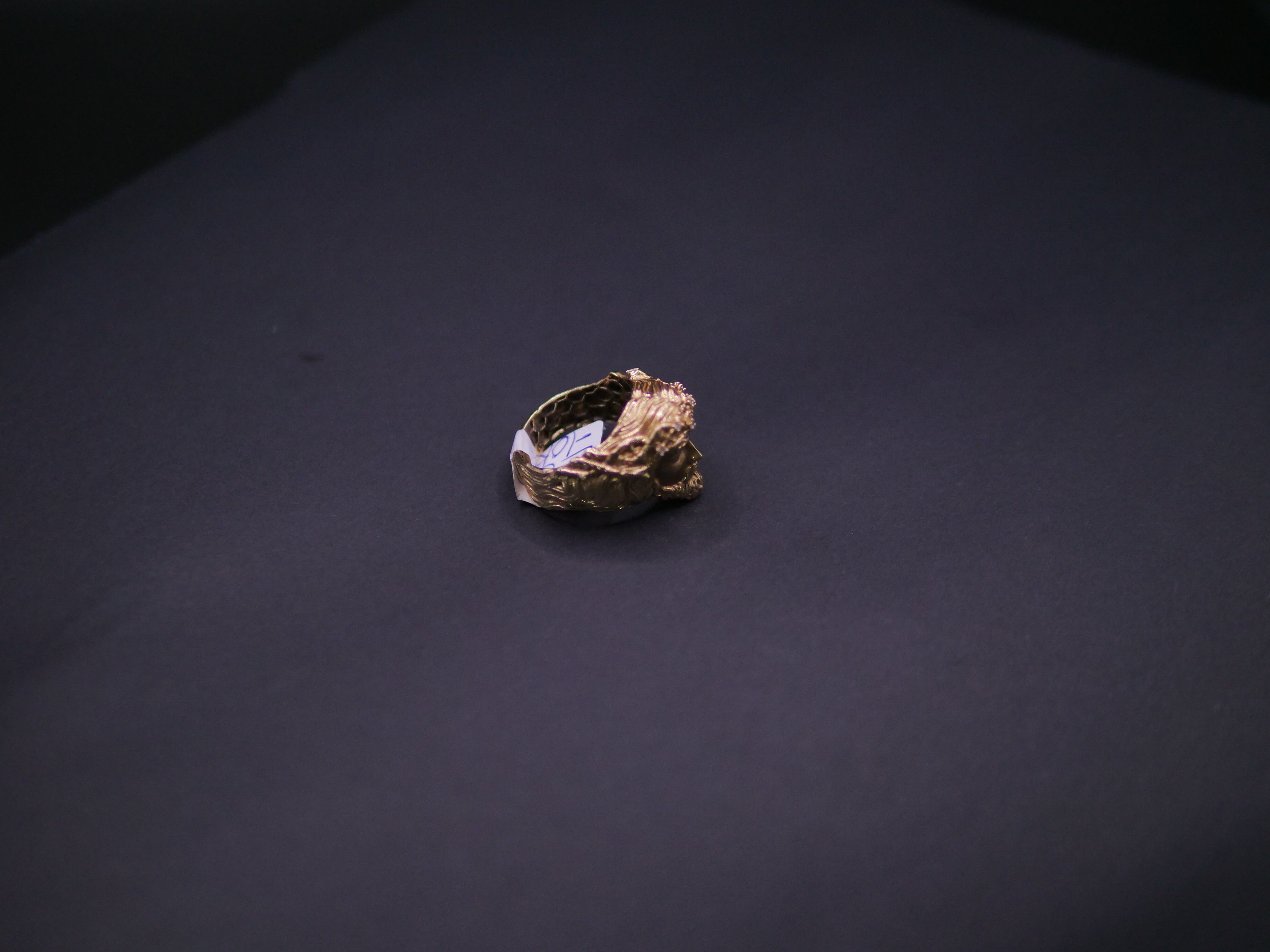 3D Sculpted Roaring Lion Head Statement Ring In 18K Gold