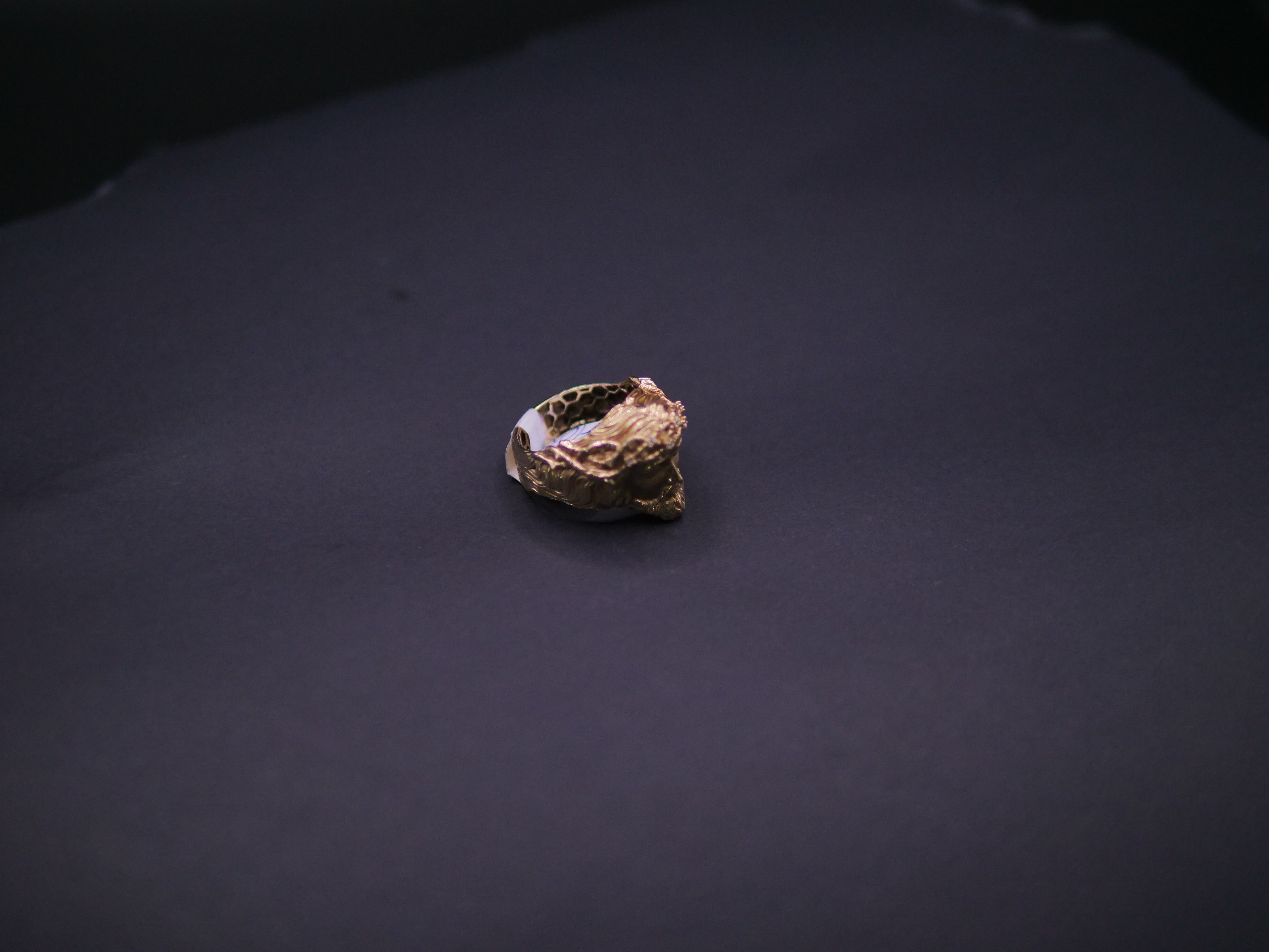 3D Sculpted Roaring Lion Head Statement Ring In 18K Gold