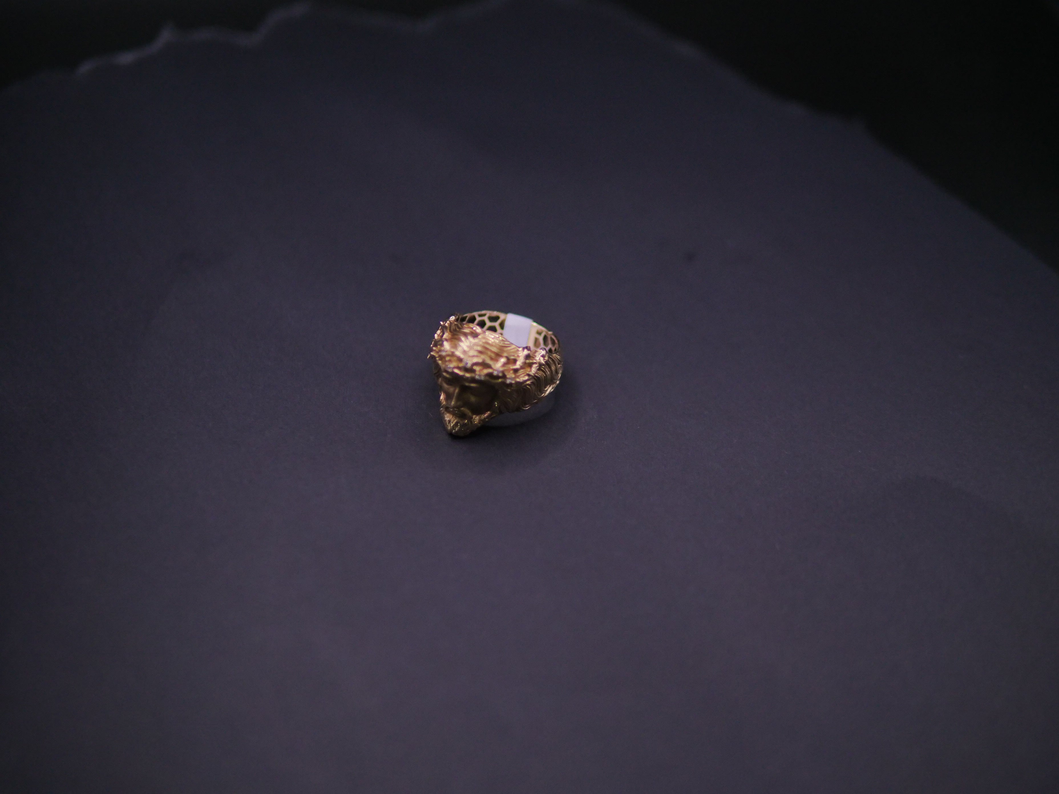 3D Sculpted Roaring Lion Head Statement Ring In 18K Gold