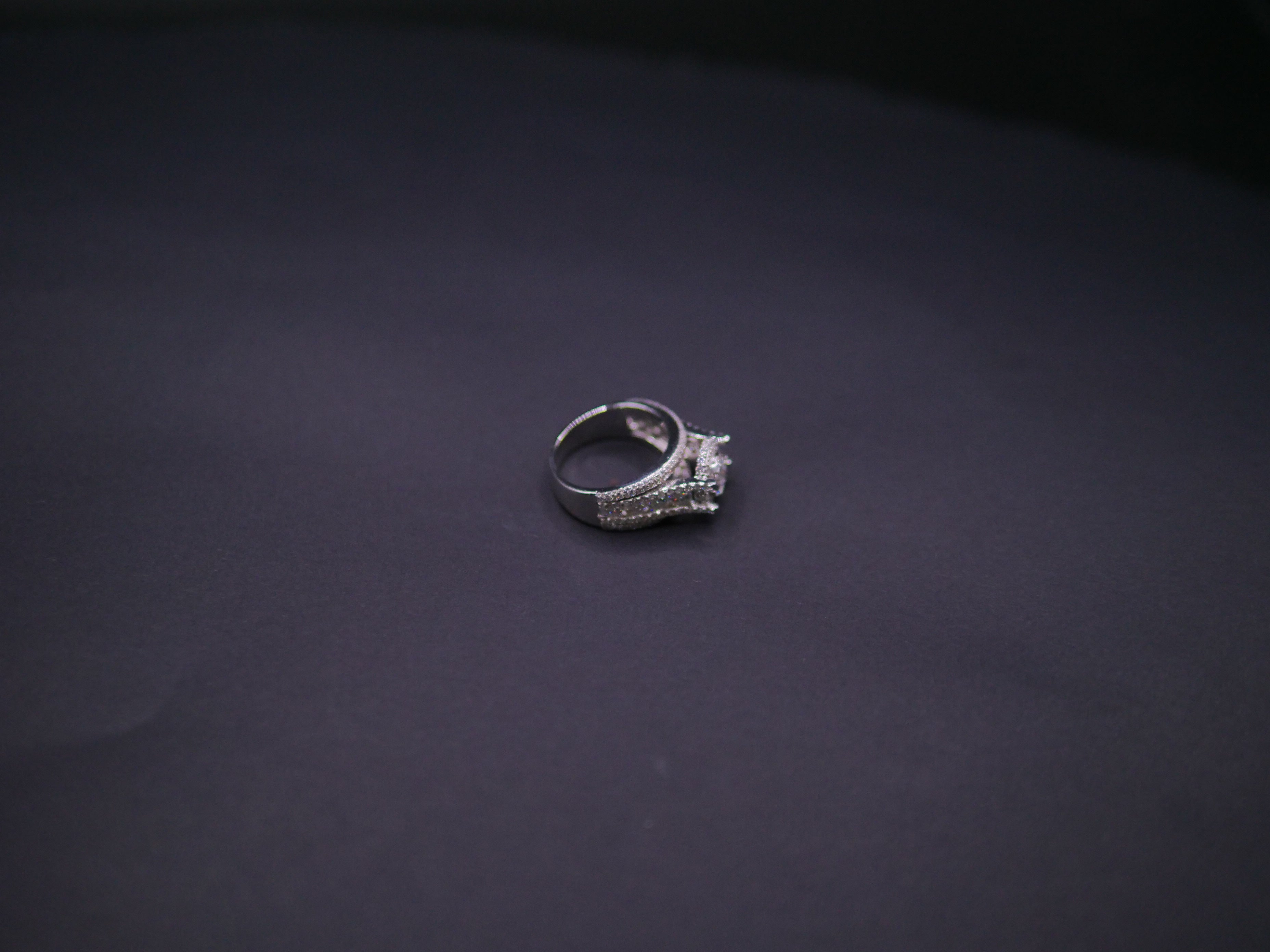 Round Brilliant Halo Engagement Ring With Split Pavé Shank In White Gold