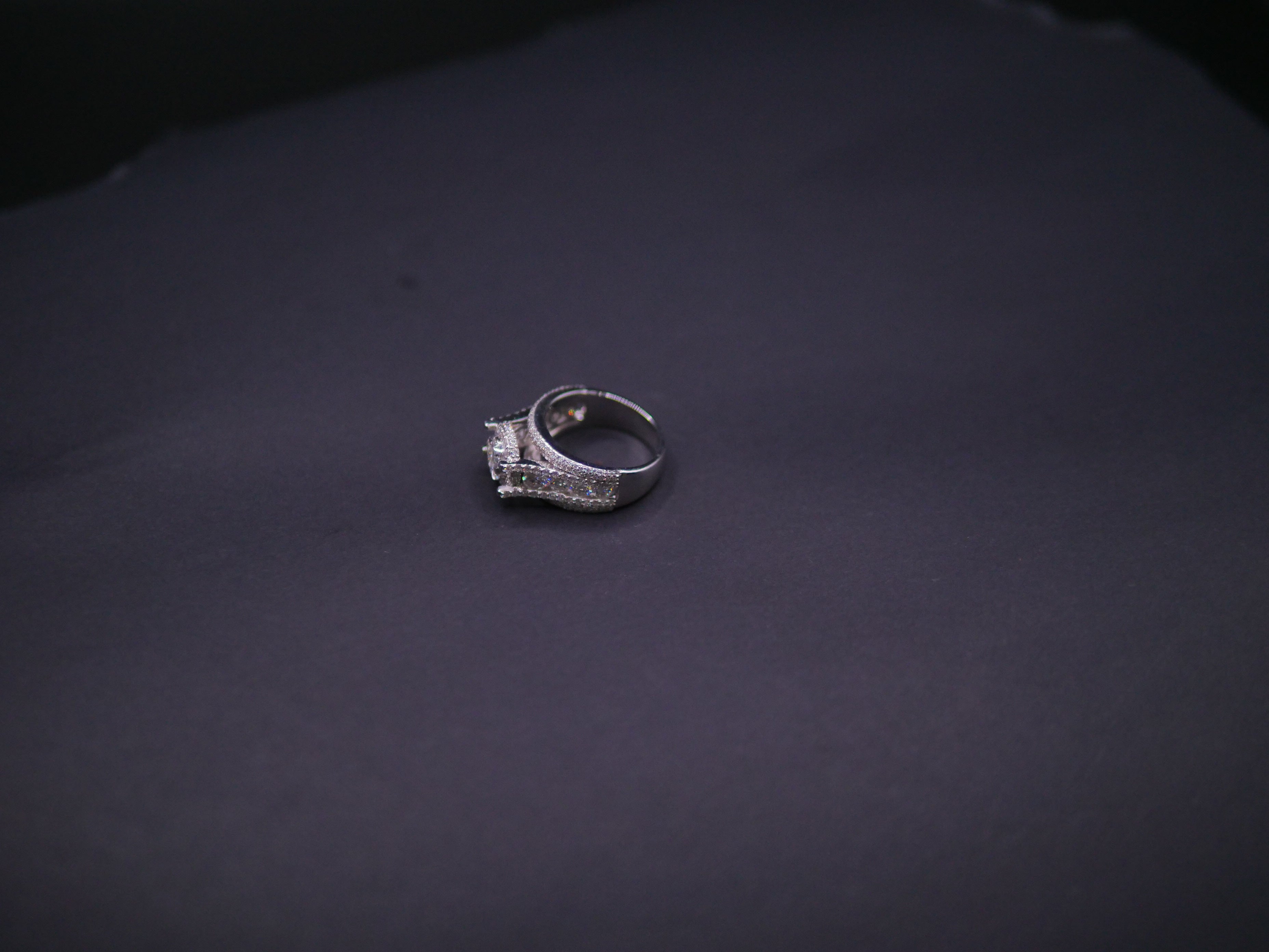 Round Brilliant Halo Engagement Ring With Split Pavé Shank In White Gold