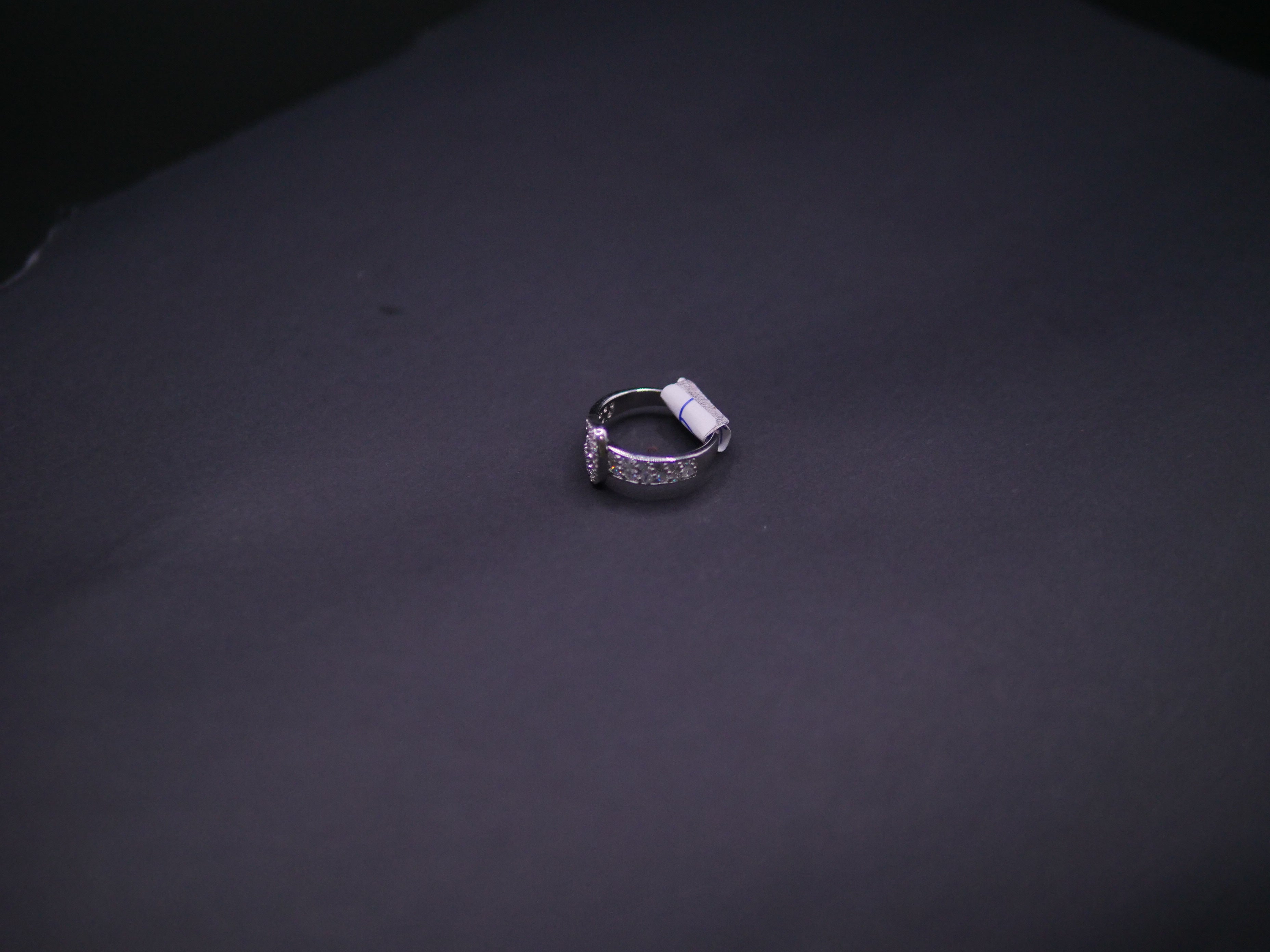 Graduated Round-Cut Diamond Band Ring In White Gold