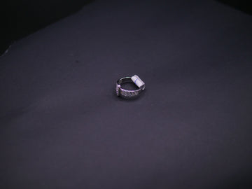 Graduated Round-Cut Diamond Band Ring In White Gold