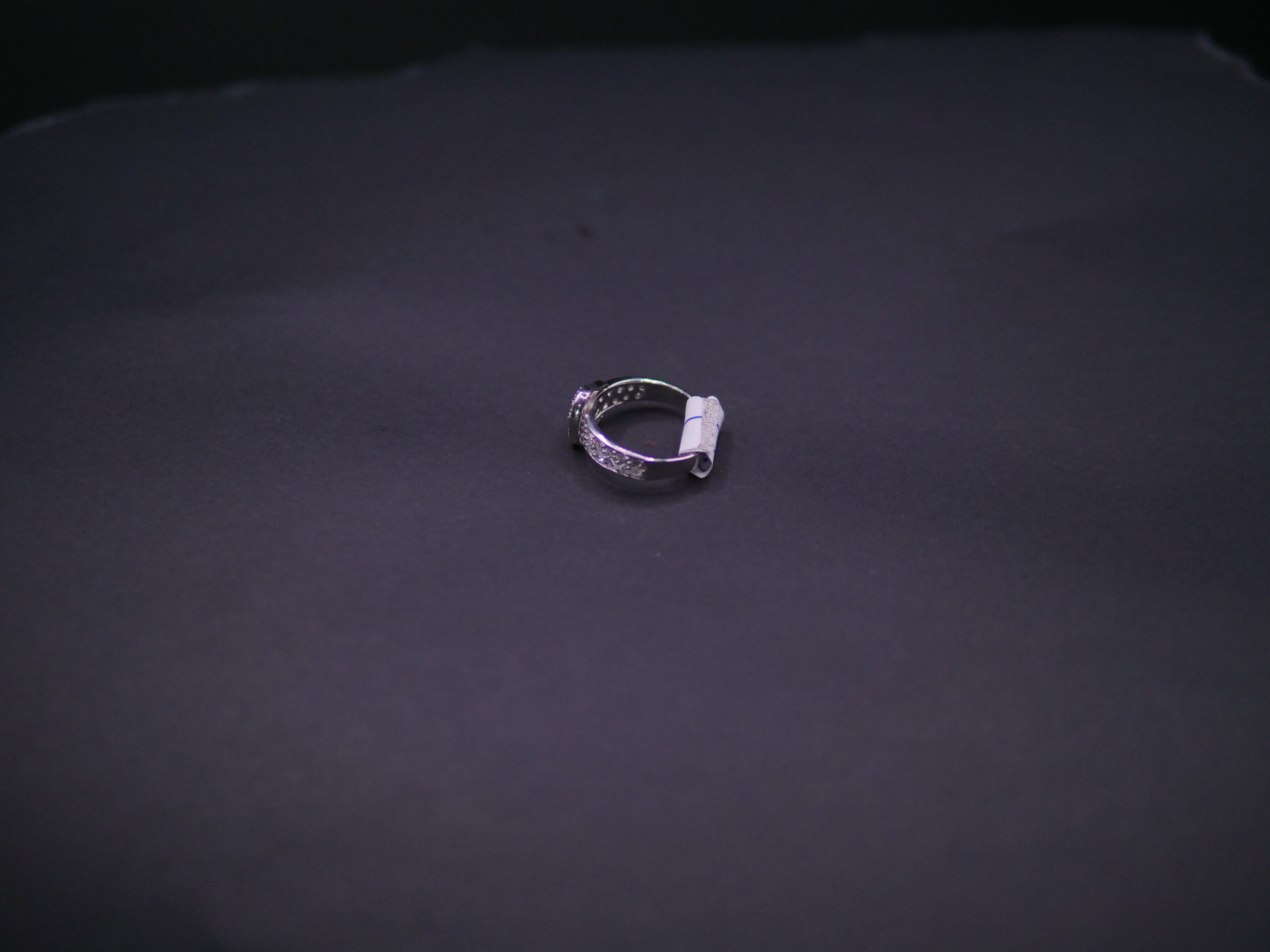 Graduated Round-Cut Diamond Band Ring In White Gold