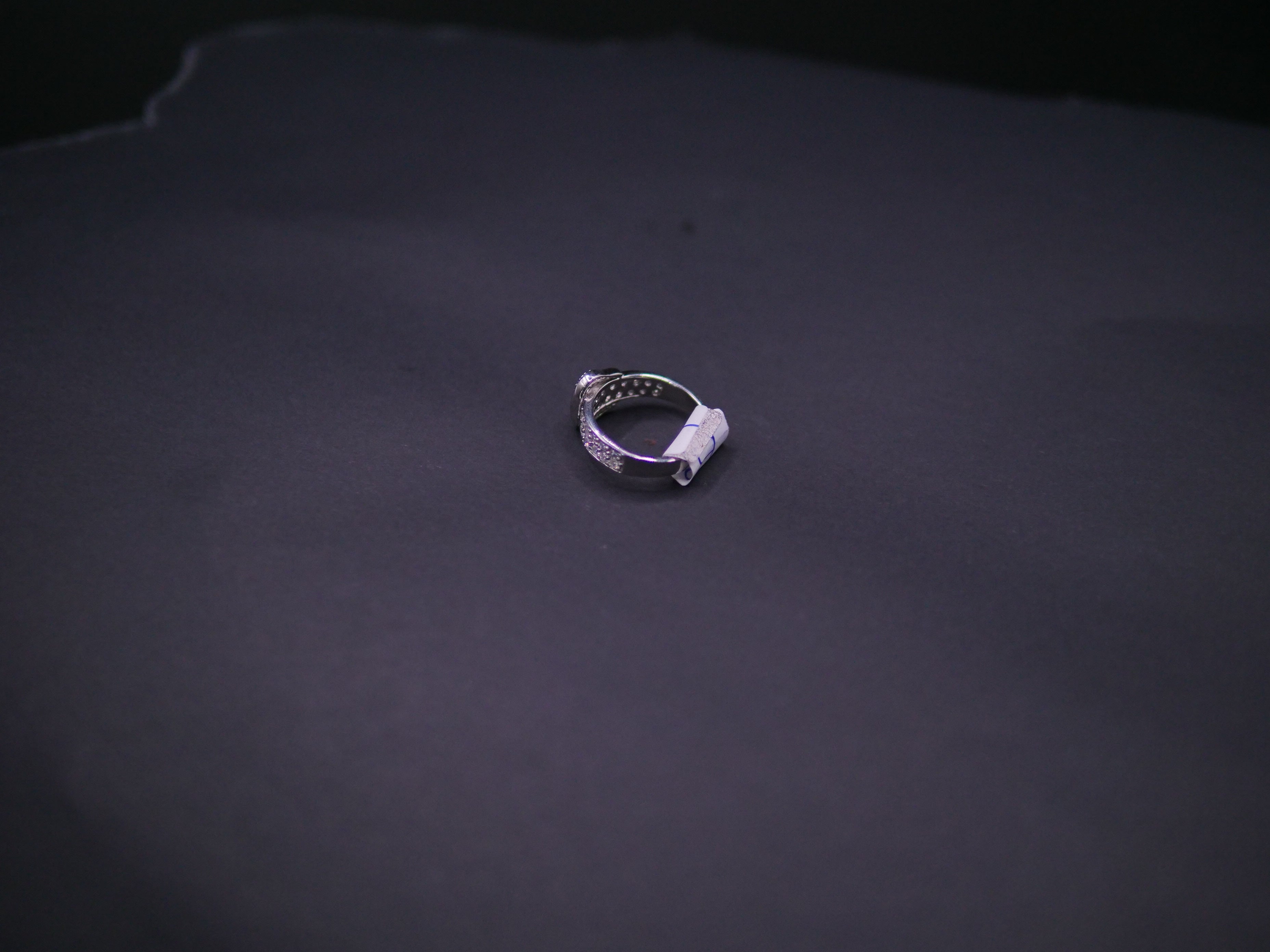 Graduated Round-Cut Diamond Band Ring In White Gold