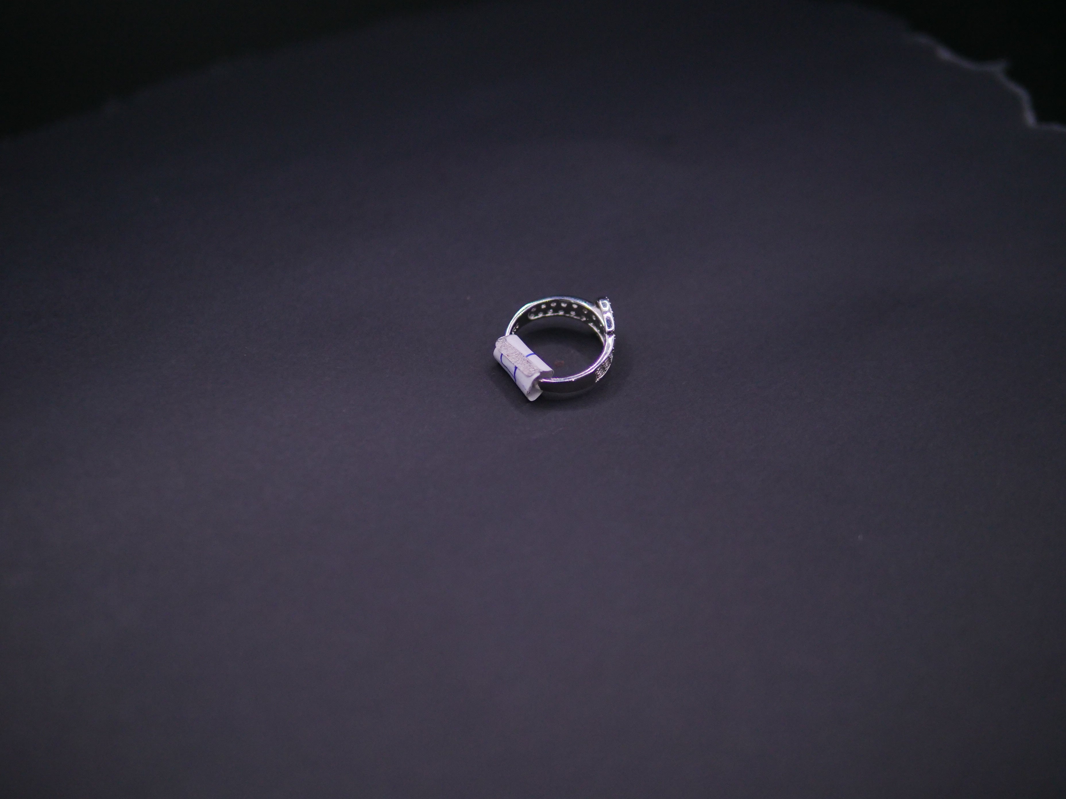 Graduated Round-Cut Diamond Band Ring In White Gold
