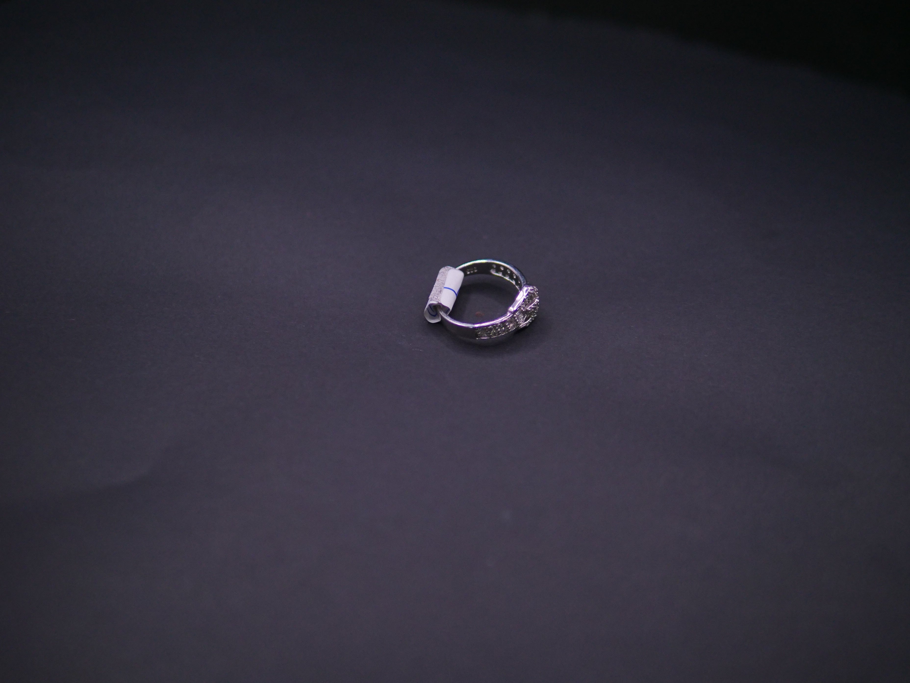 Graduated Round-Cut Diamond Band Ring In White Gold