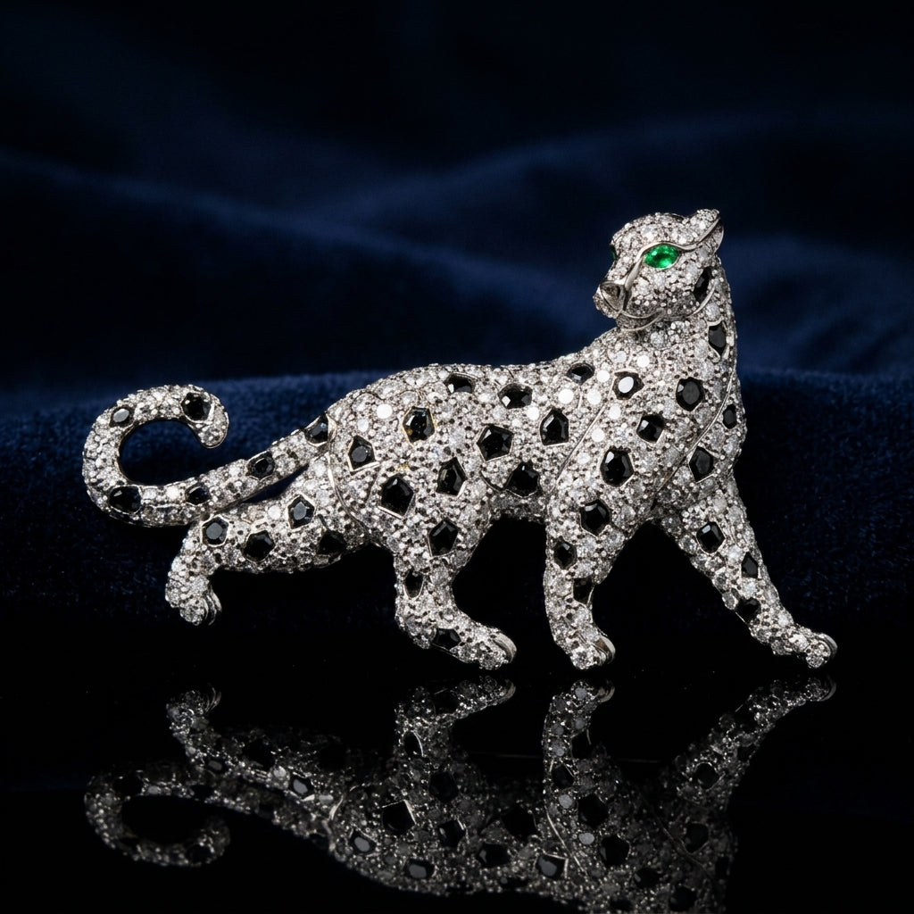 Silver Panther Brooch – Nocturne Moissanite Pin with Stone-Set Detailing