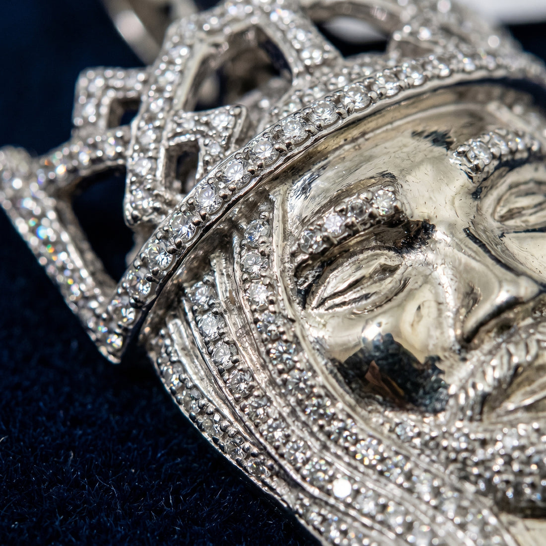 Regal Crown Savior Pendant