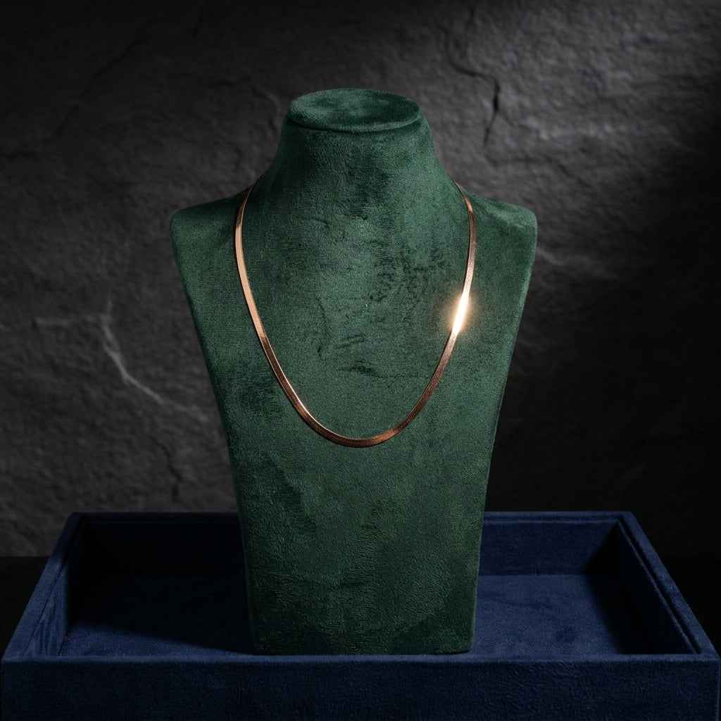 The Aurelia Flat Herringbone Chain