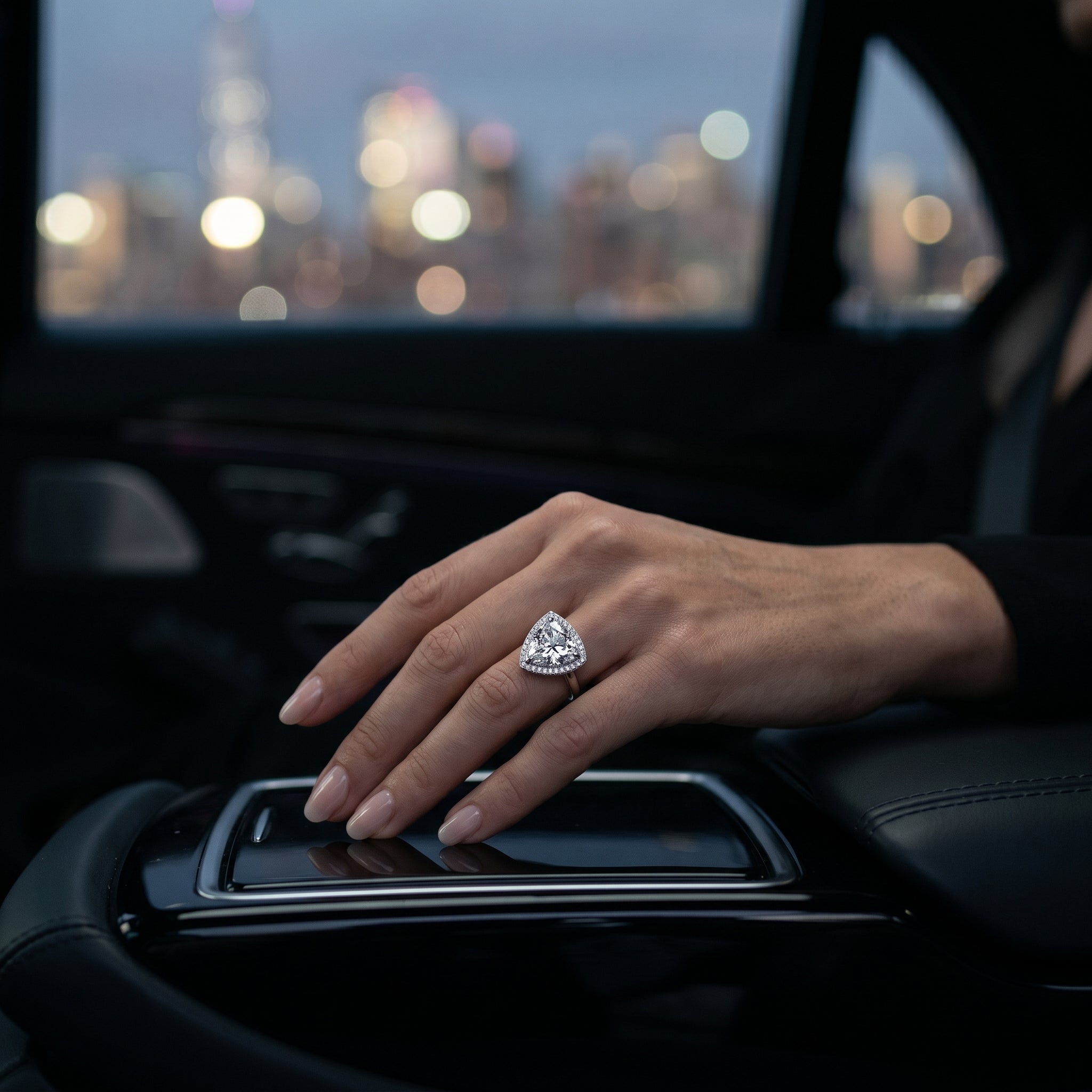 The Astra Lumière Trillion Halo Ring