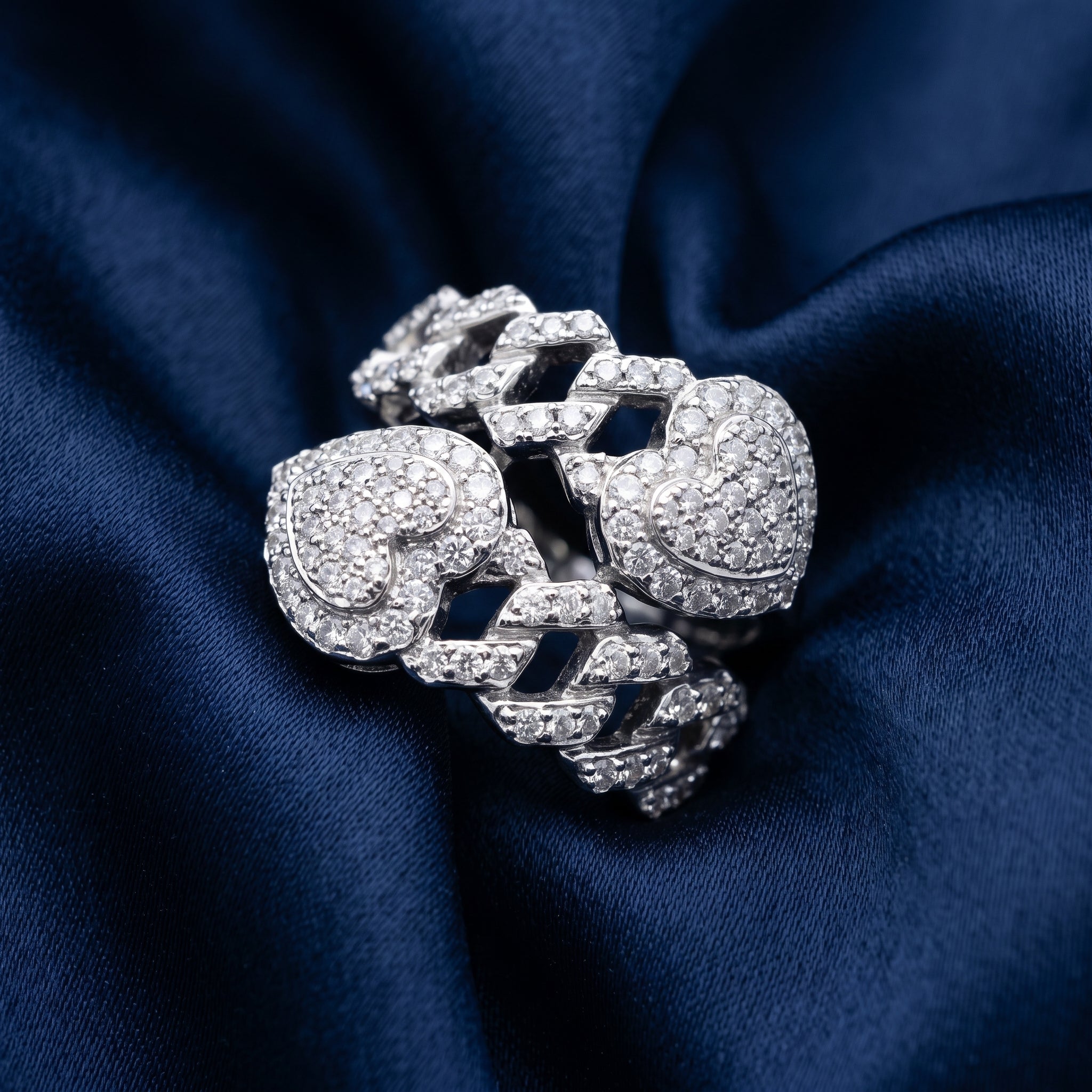 Imperial Amour Double Heart Statement Ring