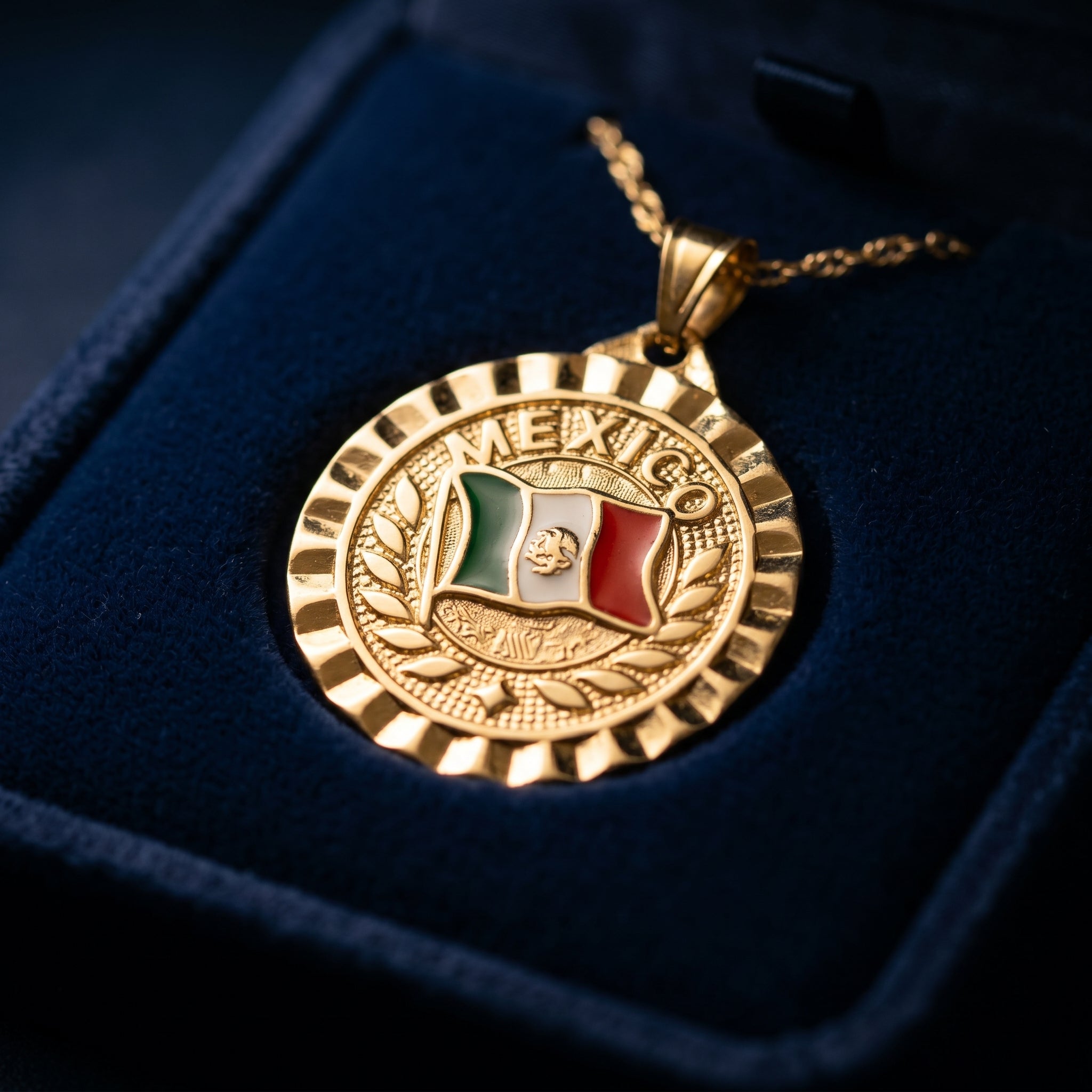 Imperial Heritage Medallion Pendant