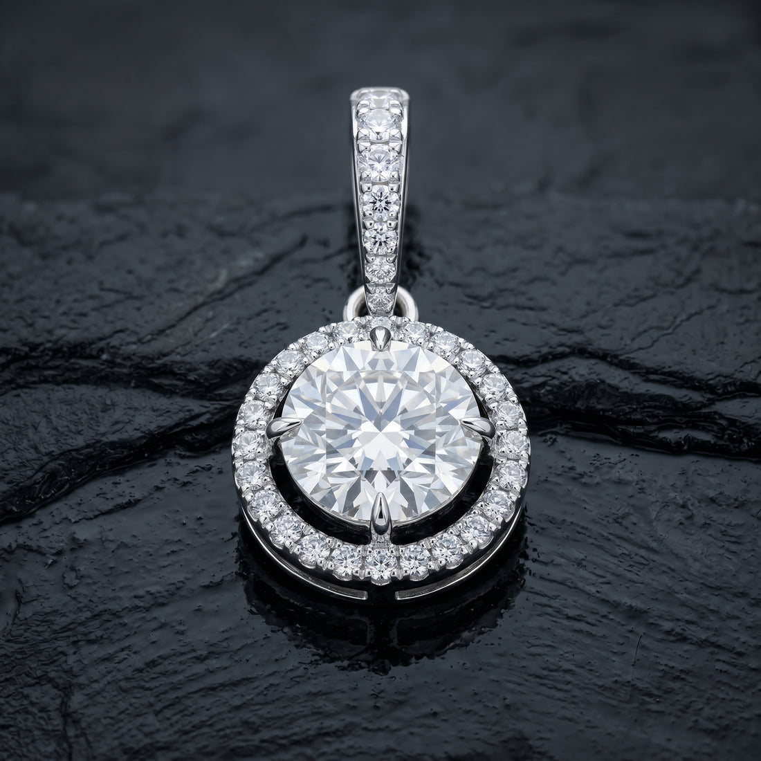 Aurielle Grand Halo Moissanite Pendant