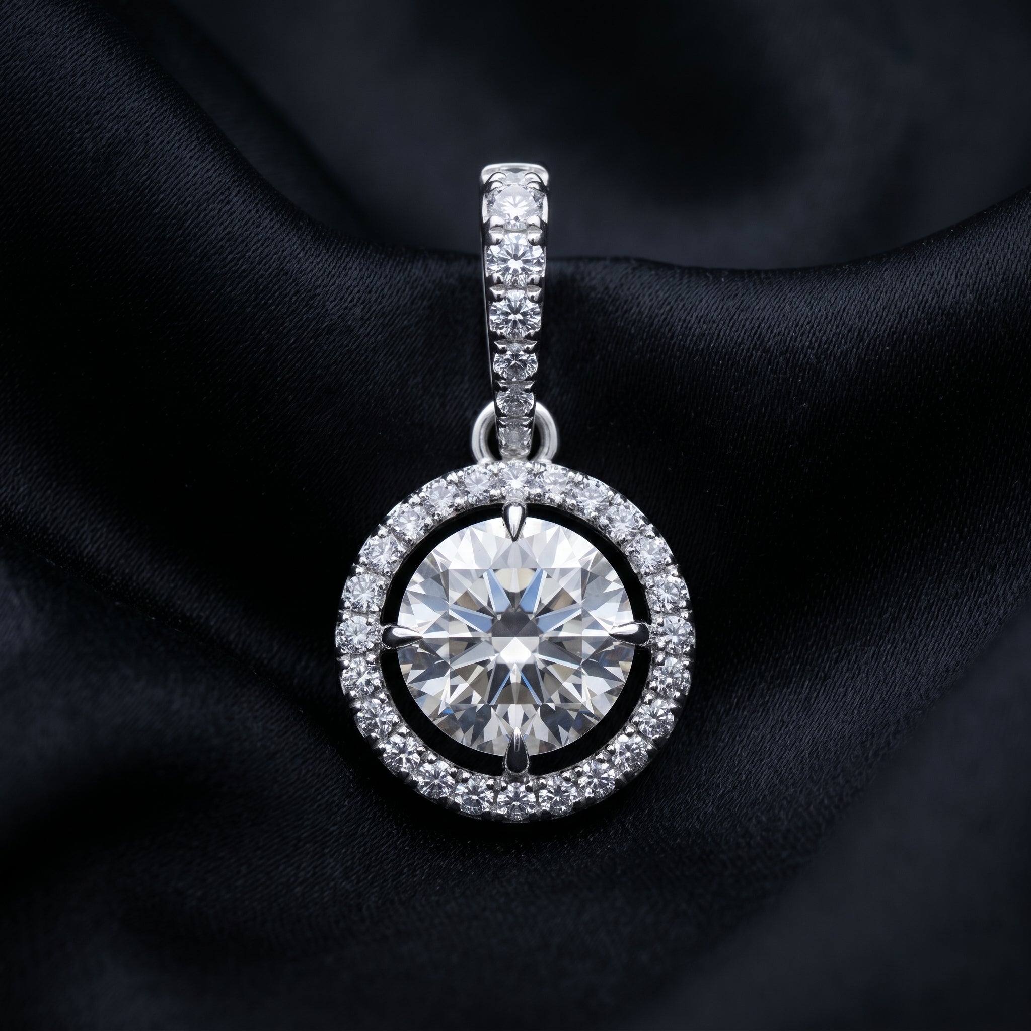 Aurielle Grand Halo Moissanite Pendant