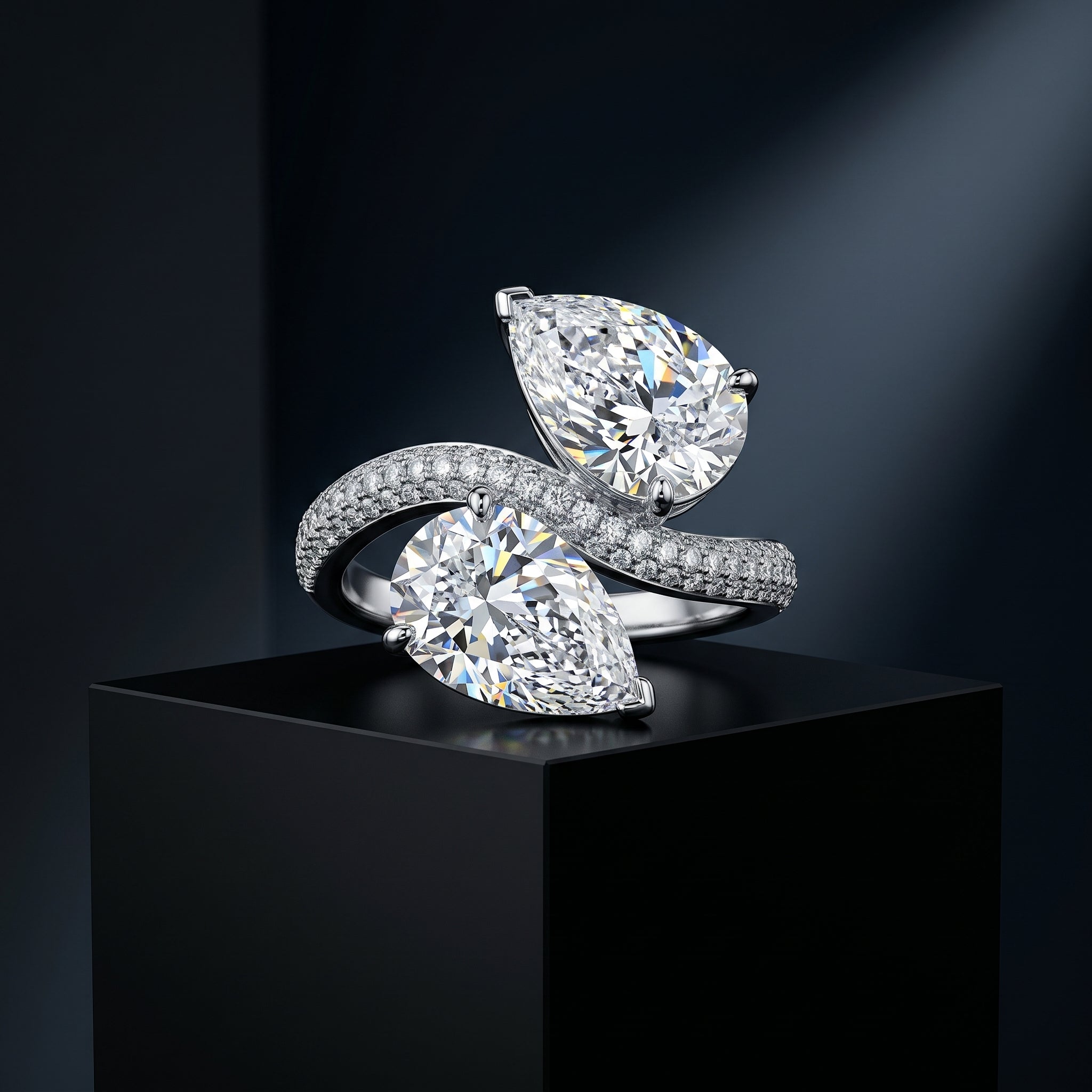 Élise Duet Pear Radiance Ring