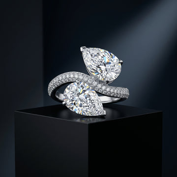 Élise Duet Pear Radiance Ring