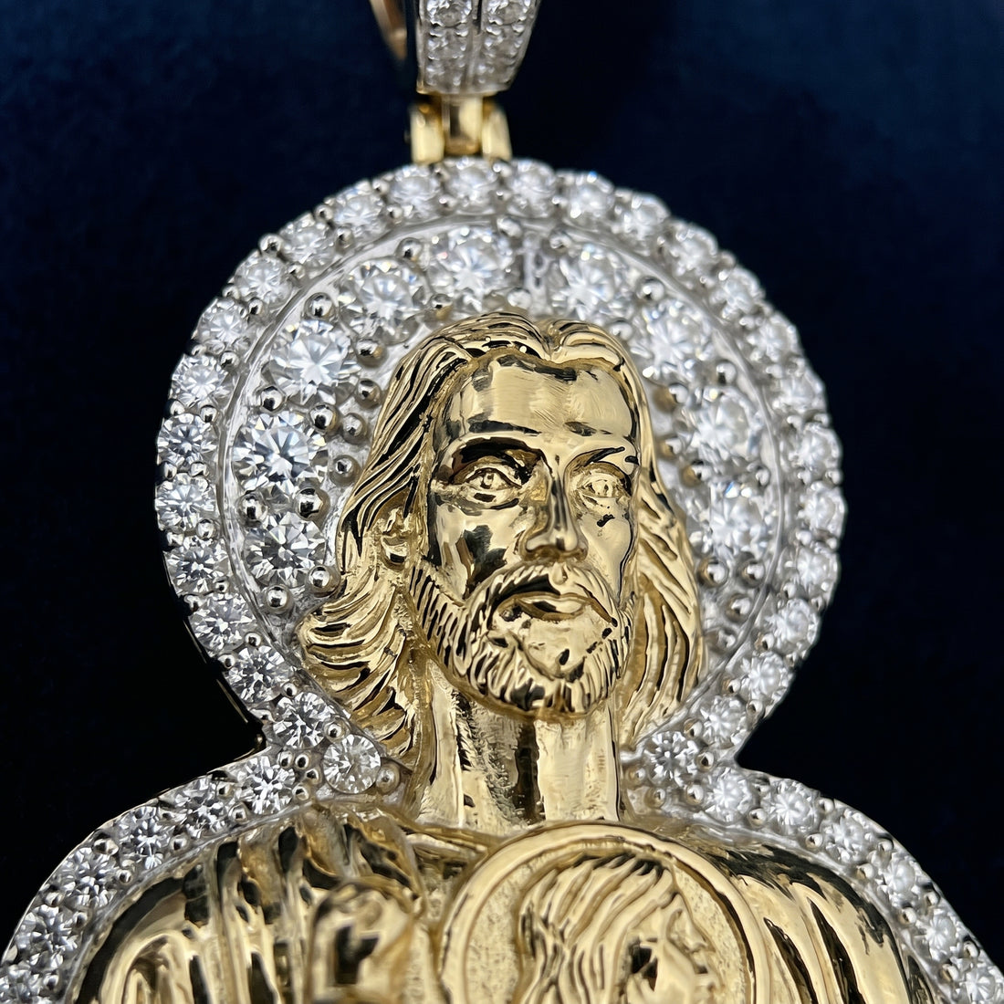 Divine Radiance Moissanite Sacred Heart Pendant
