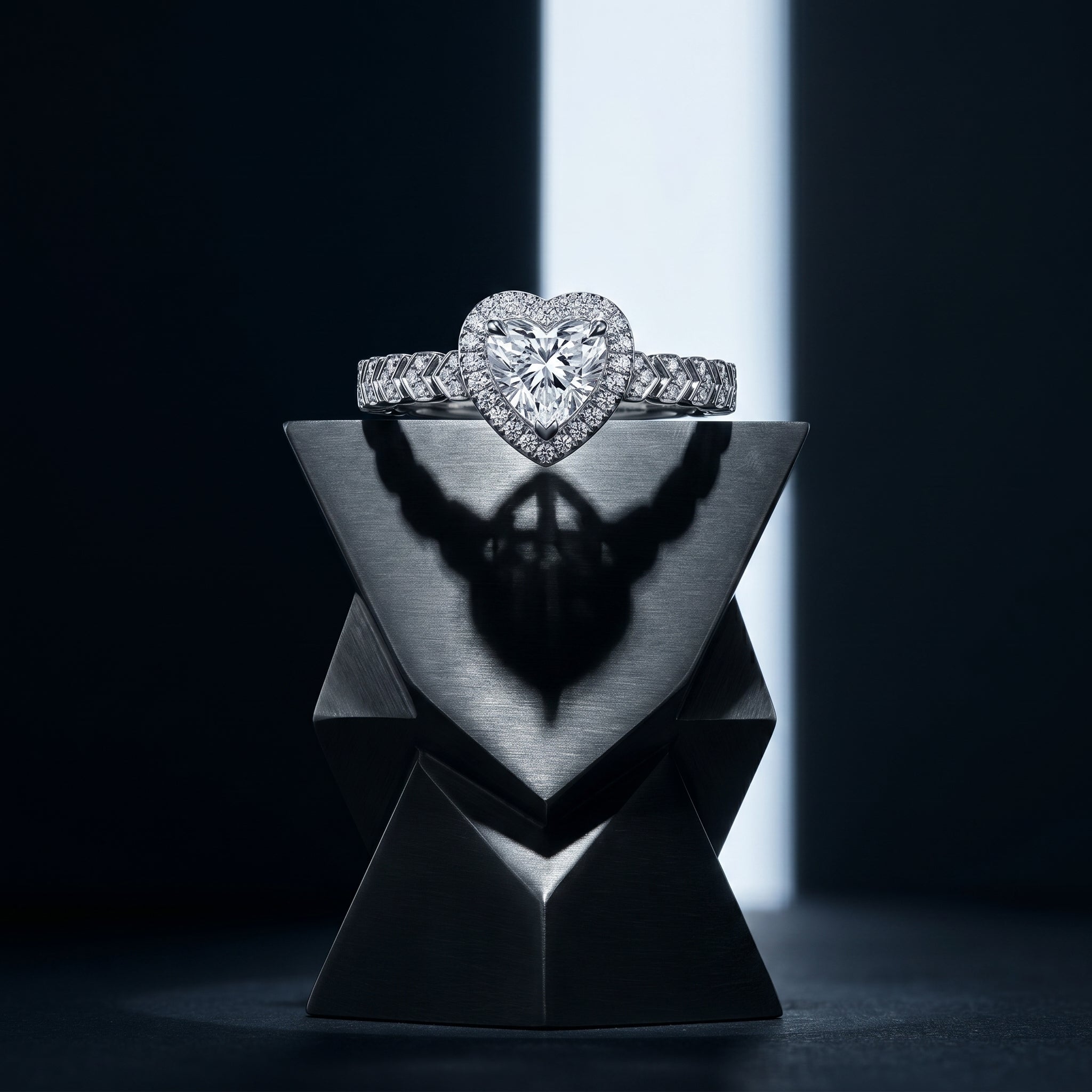 The Aurora Halo Signature Ring