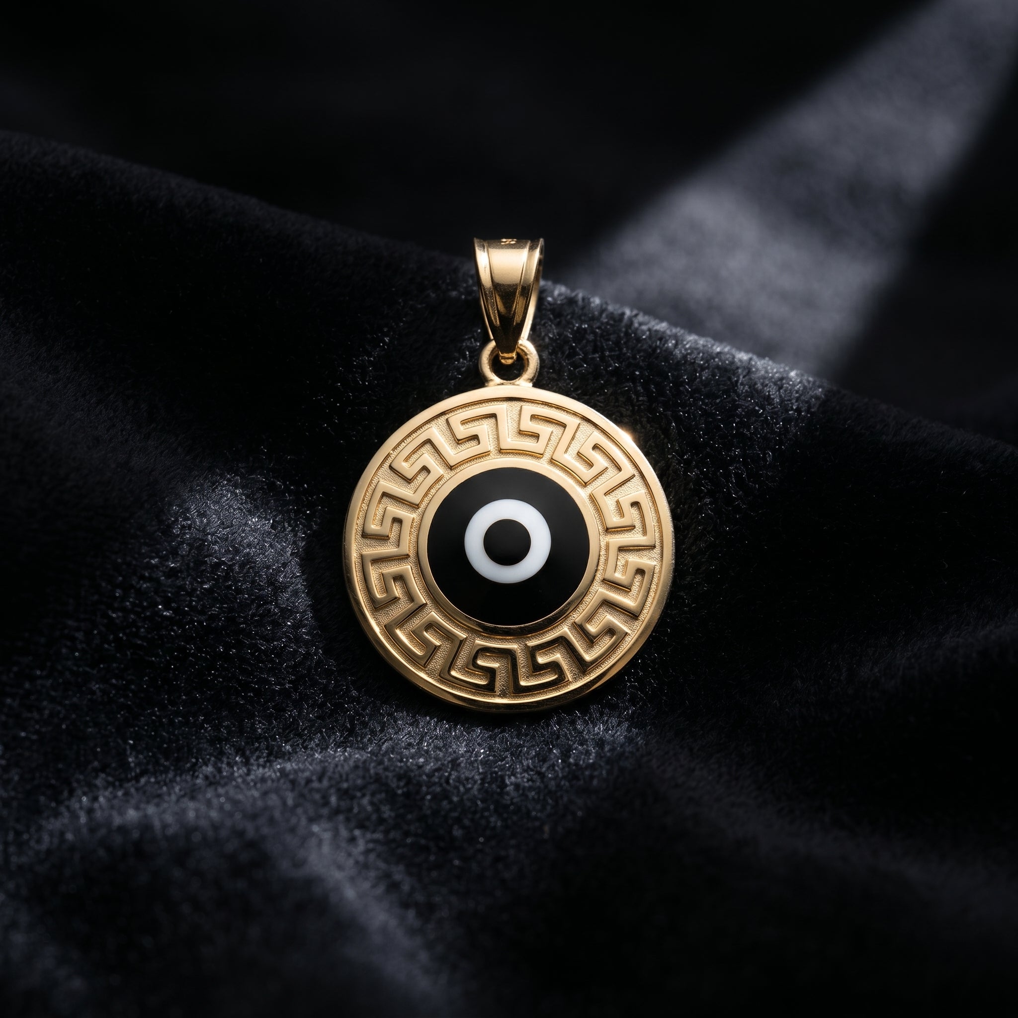 Aurelius Guardian Eye Medallion