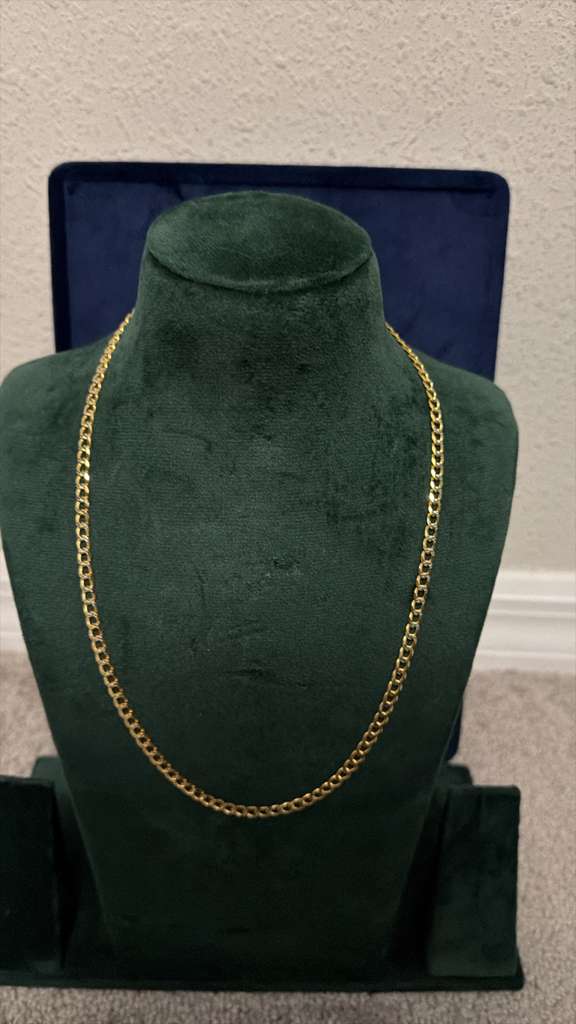 The Sovereign Gold Link Chain