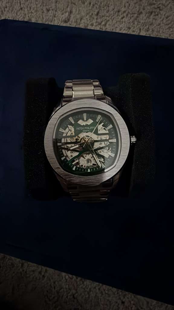 The Nautilus Skeleton Emerald Edition