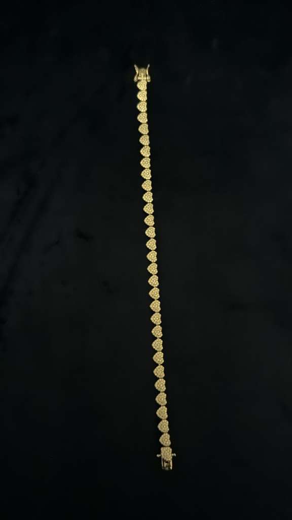 Pavé Heart Tennis Bracelet in Gold-Plated Silver