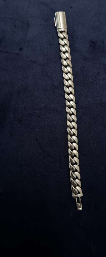 The Signature Polished Cuban Link Bracelet — Solid Paradigm Edition