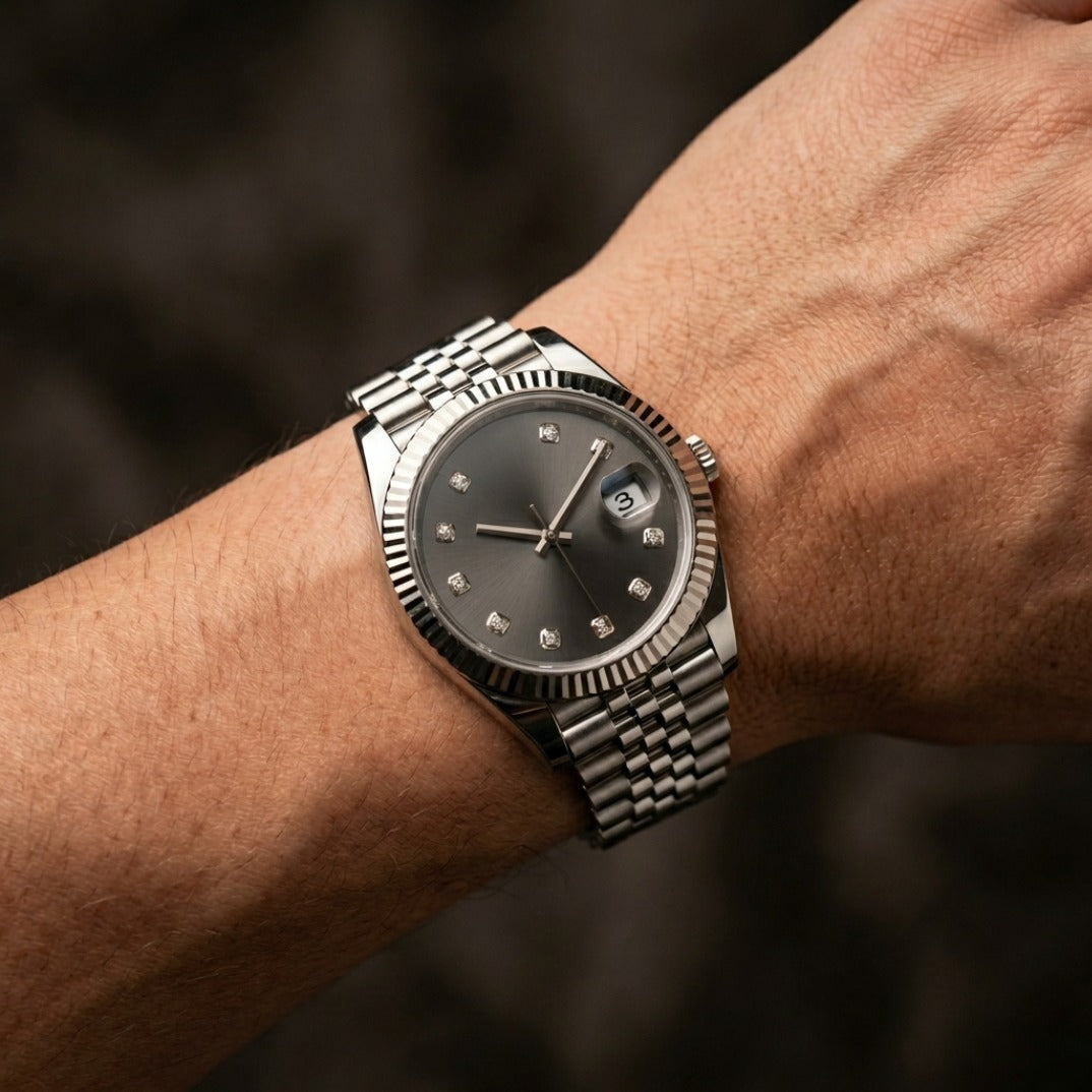 The Slate Diamond Dial Date Timepiece — Stainless Steel & Pavé Edition