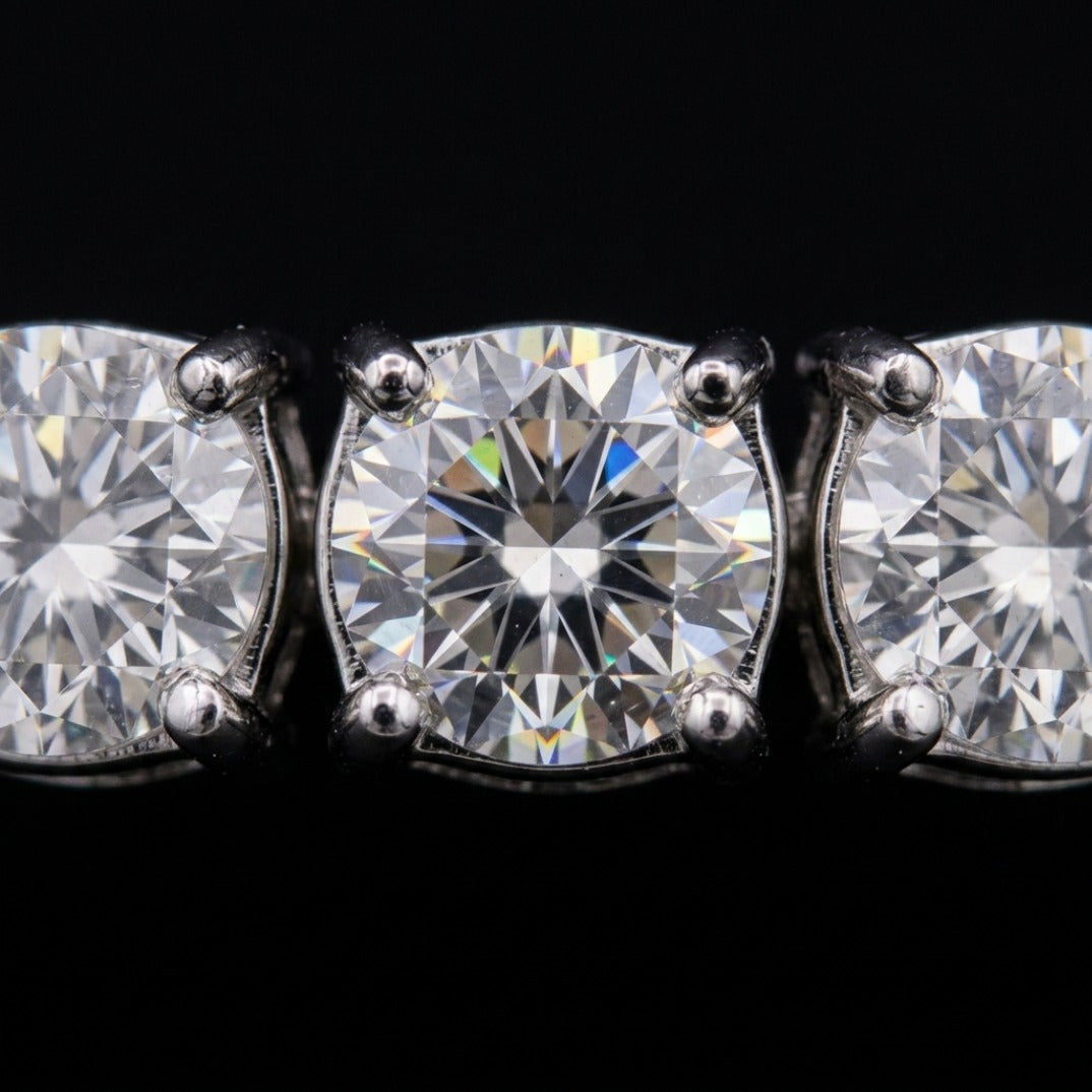Round Four-Prong CZ Tennis Bracelet In White Gold With Box Clasp Closure